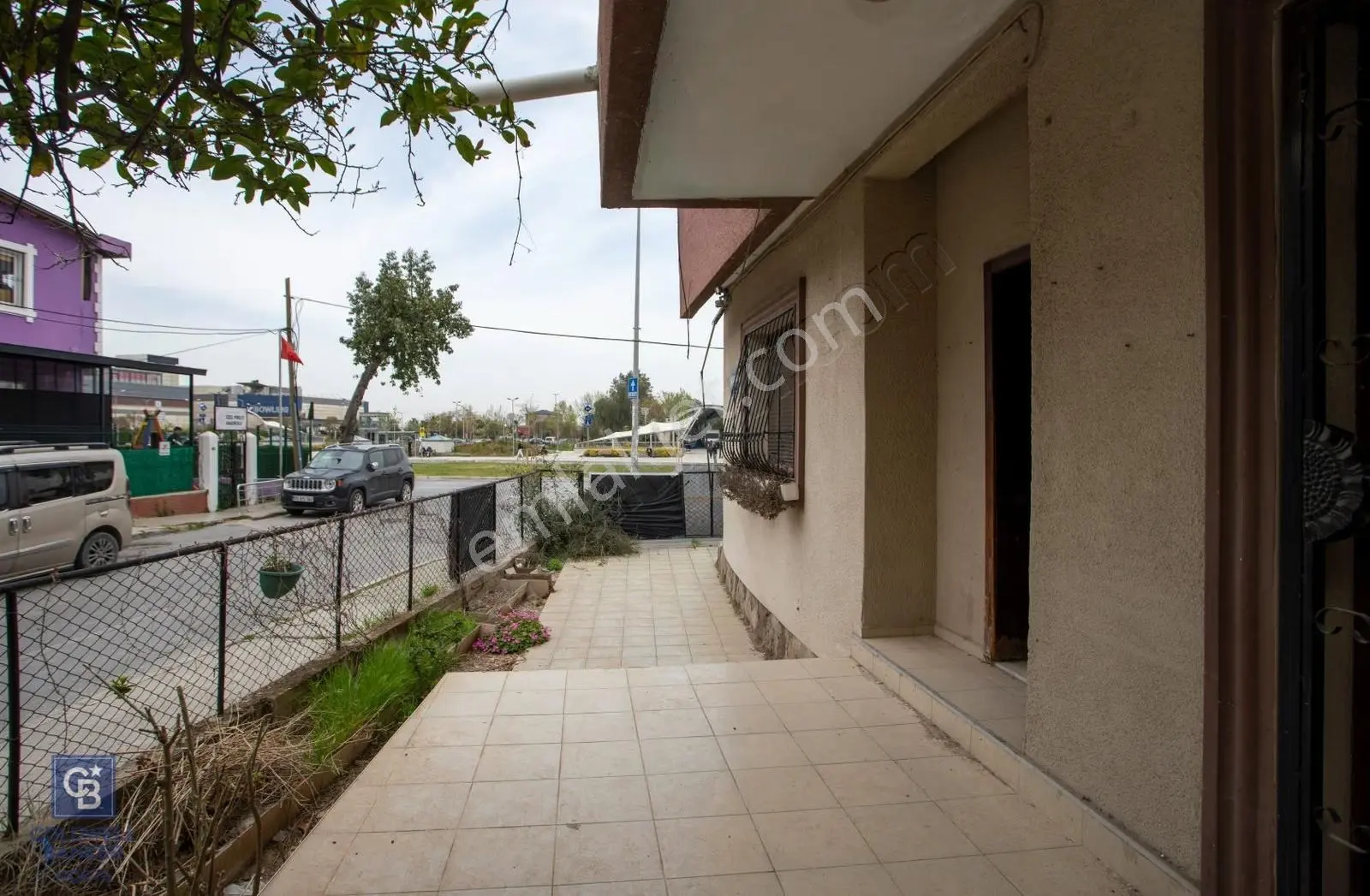 Balçova İş Bankası Evlerinde Kiralık İş Yeri Ofis - Görsel 5