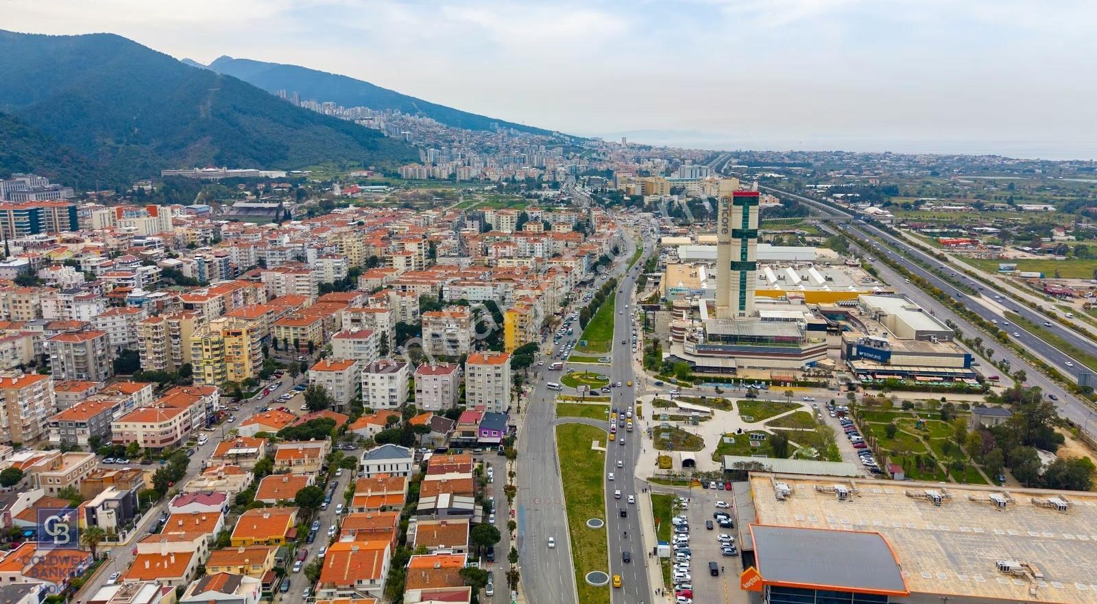 Balçova İş Bankası Evlerinde Satılık İş Yeri Ofis - Görsel 25
