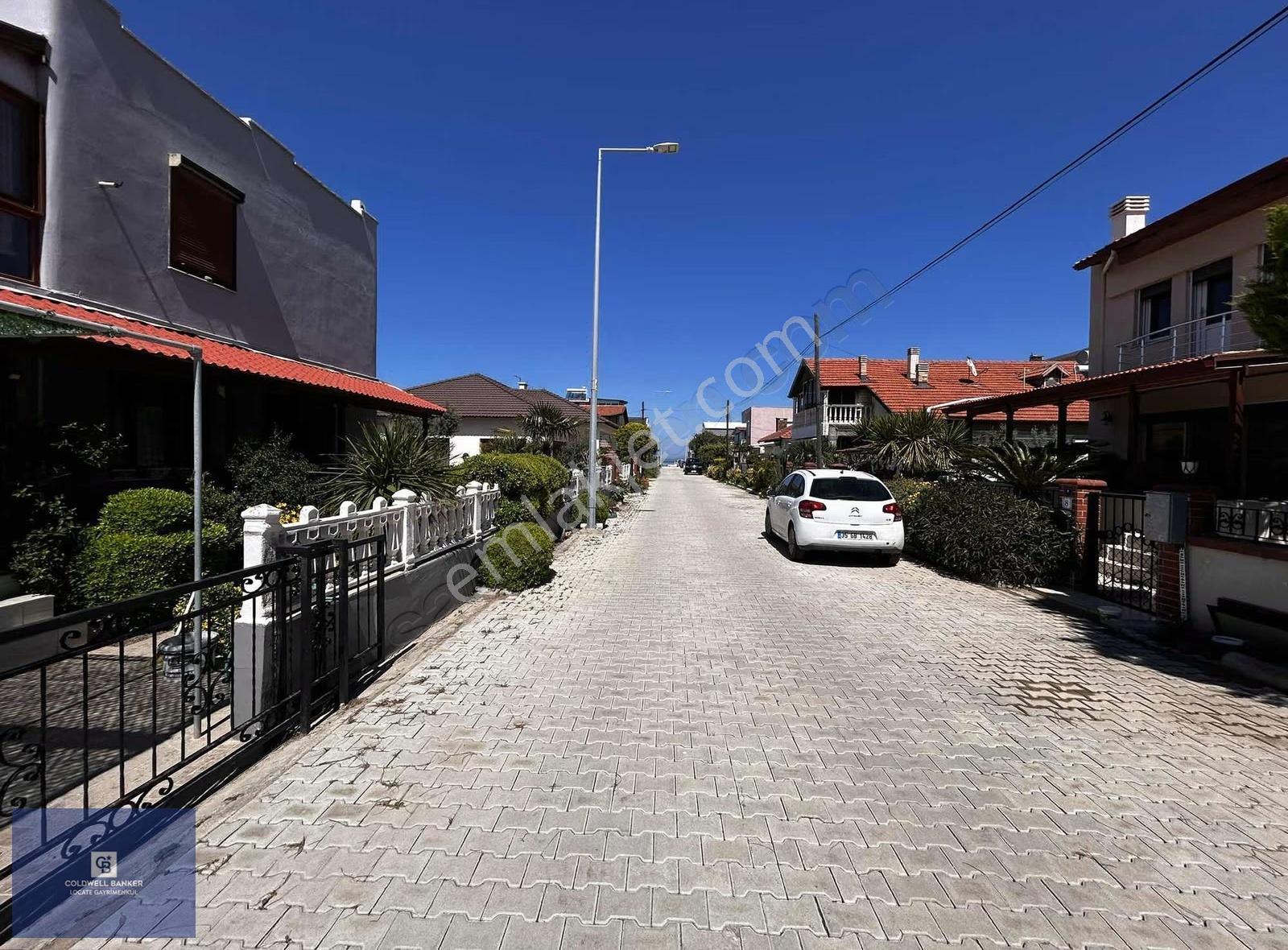 Urla Atatürk Mahallesi Güneş Sitesinde Kiralık 3+1 - Görsel 18
