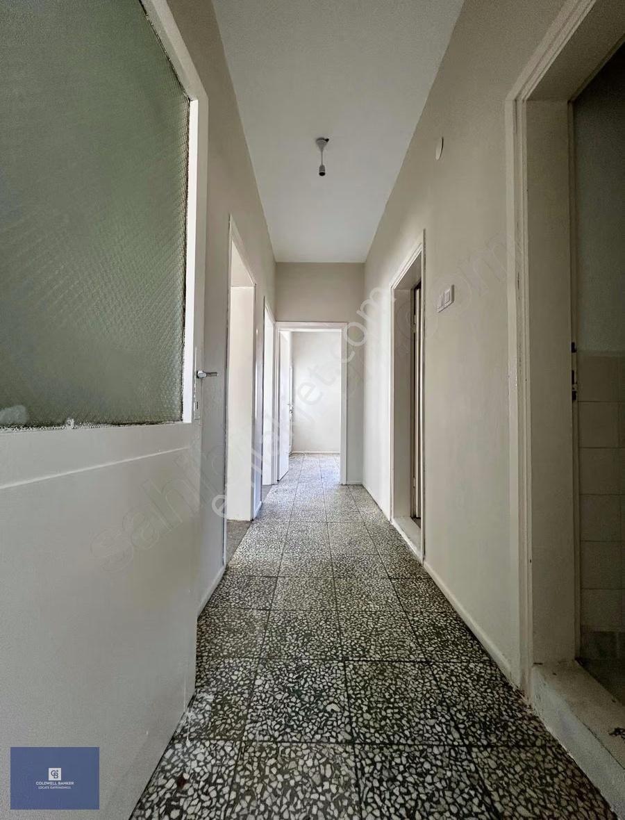 Urla Atatürk Mahallesi Güneş Sitesinde Kiralık 3+1 - Görsel 6