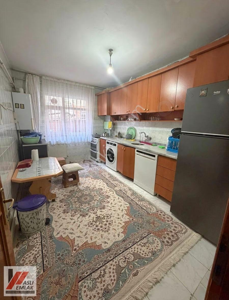 Aslı Emlak'tan Kıbrıs Caddesinde Arsa Tapulu 2+1 Daire - Görsel 24