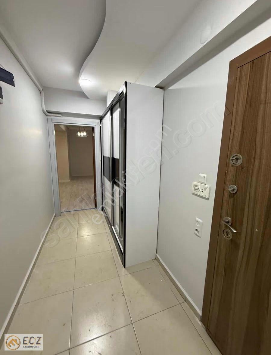 Ecz Gayrimenkul Den Kiralık 3+1 A. Mutfak Daire Kurtuluş Mah - Görsel 5