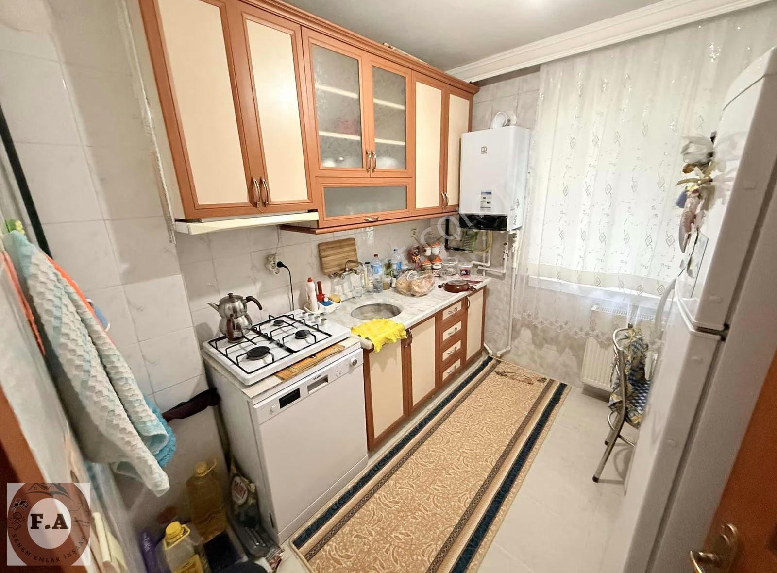 Ana Cadde Yakını Kat Dairesi Gibi 2,5+1 Cam Balkonlu Daire - Görsel 13