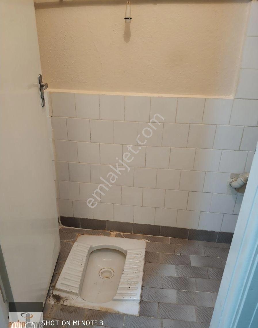 Kırım Caddesi Üstü Kiralık 3+1 Balkonlu Güney Cephe Daire - Görsel 15