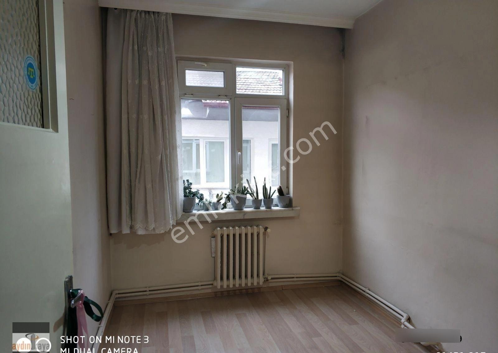 Kırım Caddesi Üstü Kiralık 3+1 Balkonlu Güney Cephe Daire - Görsel 5