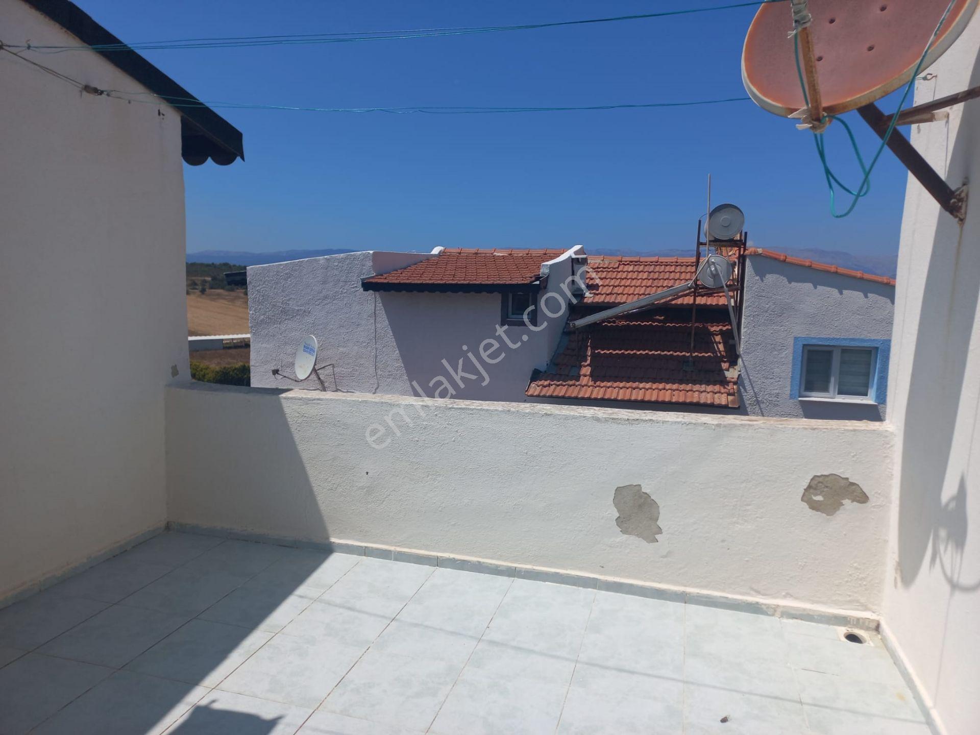Çeşme Pırlanta Plajı Havuzlu Sitede 4+1 Triplex Müstakil Bahçeli - Görsel 33