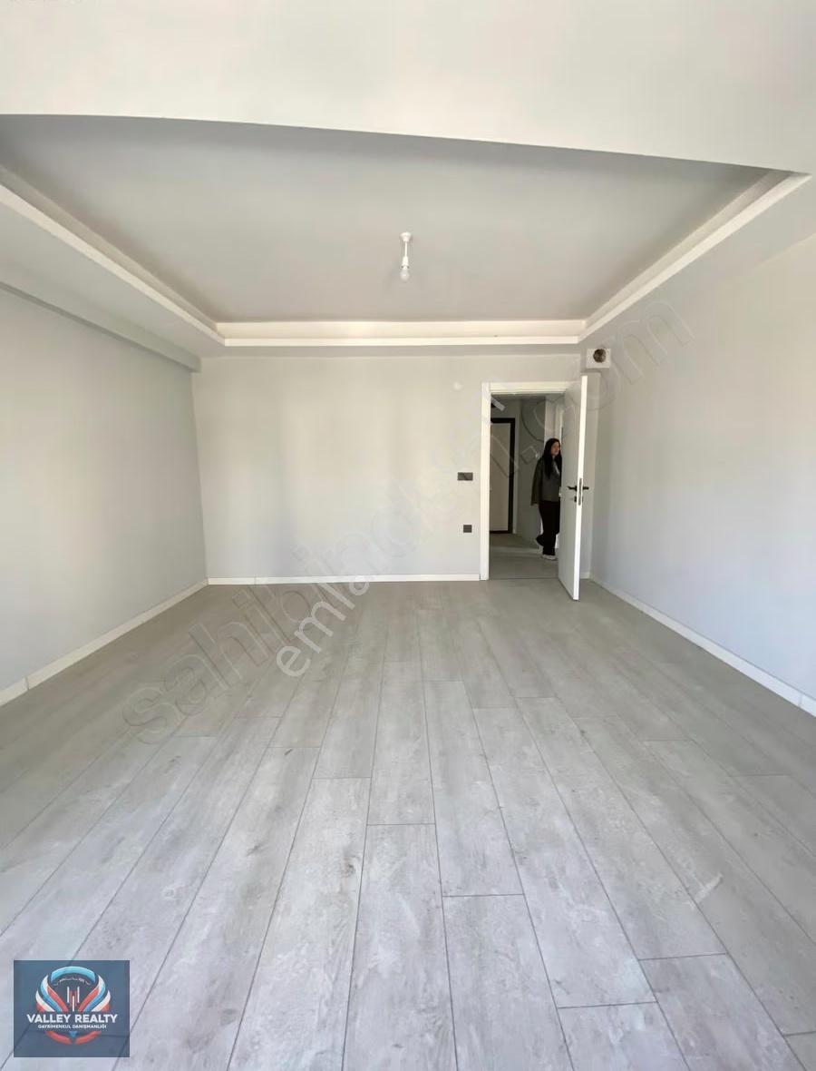 Valley'den Çobançeşme Mah.de Geniş Ve Modern 2+1 Satılık Daire! - Görsel 7