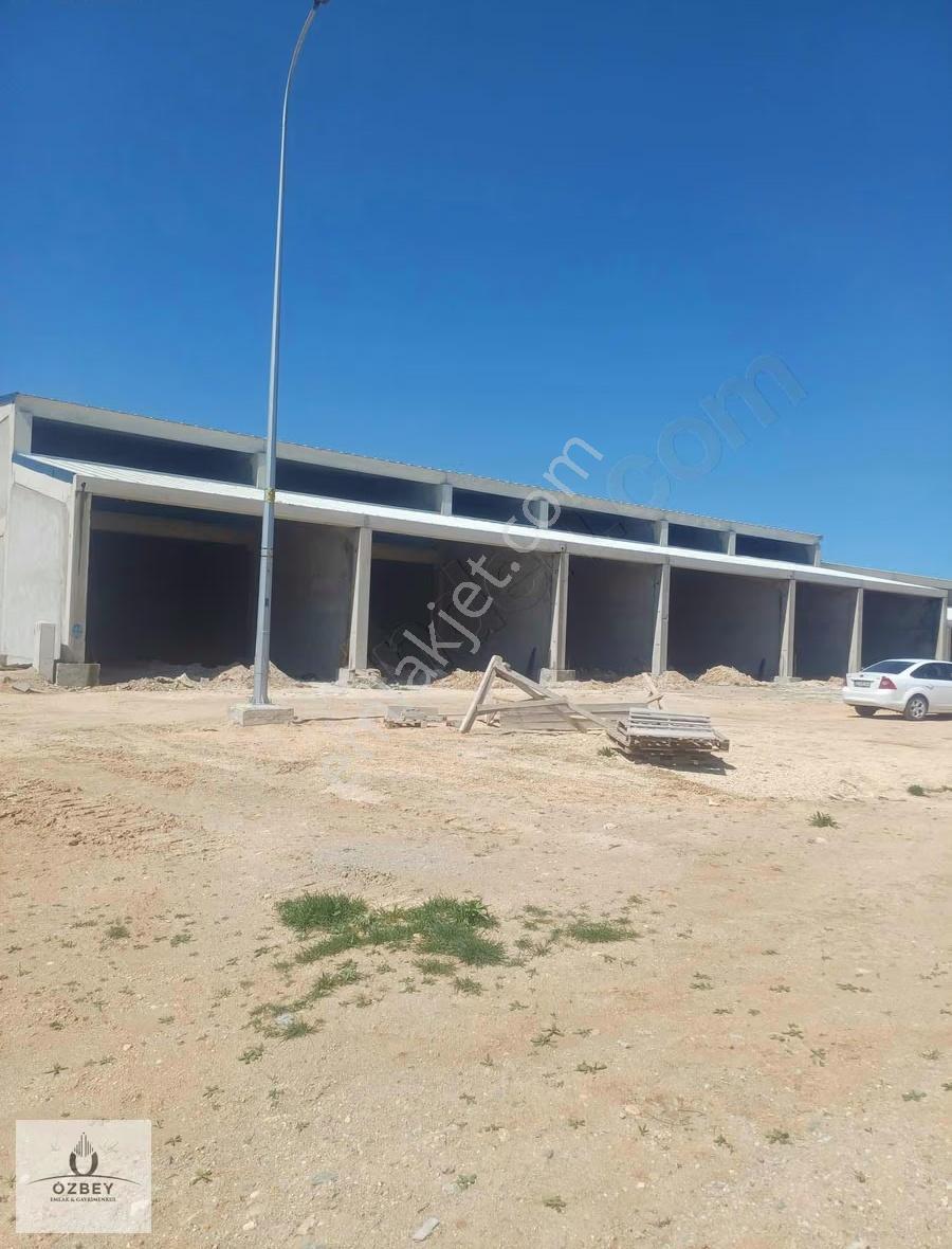 Özbey'den Yunusemre Yapı Kooperatifi 2 Adet 120 M² Lik Dükkan - Görsel 11