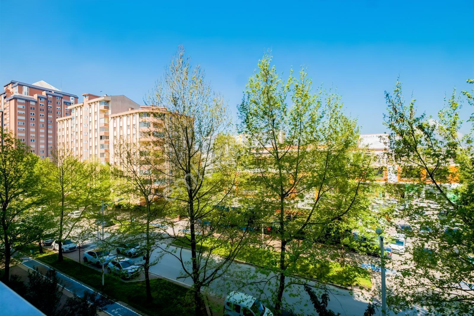 Remax Advantage'n Yüzüncüyıl Site İçi Metroya Yakın Arakat 3+1 - Görsel 18