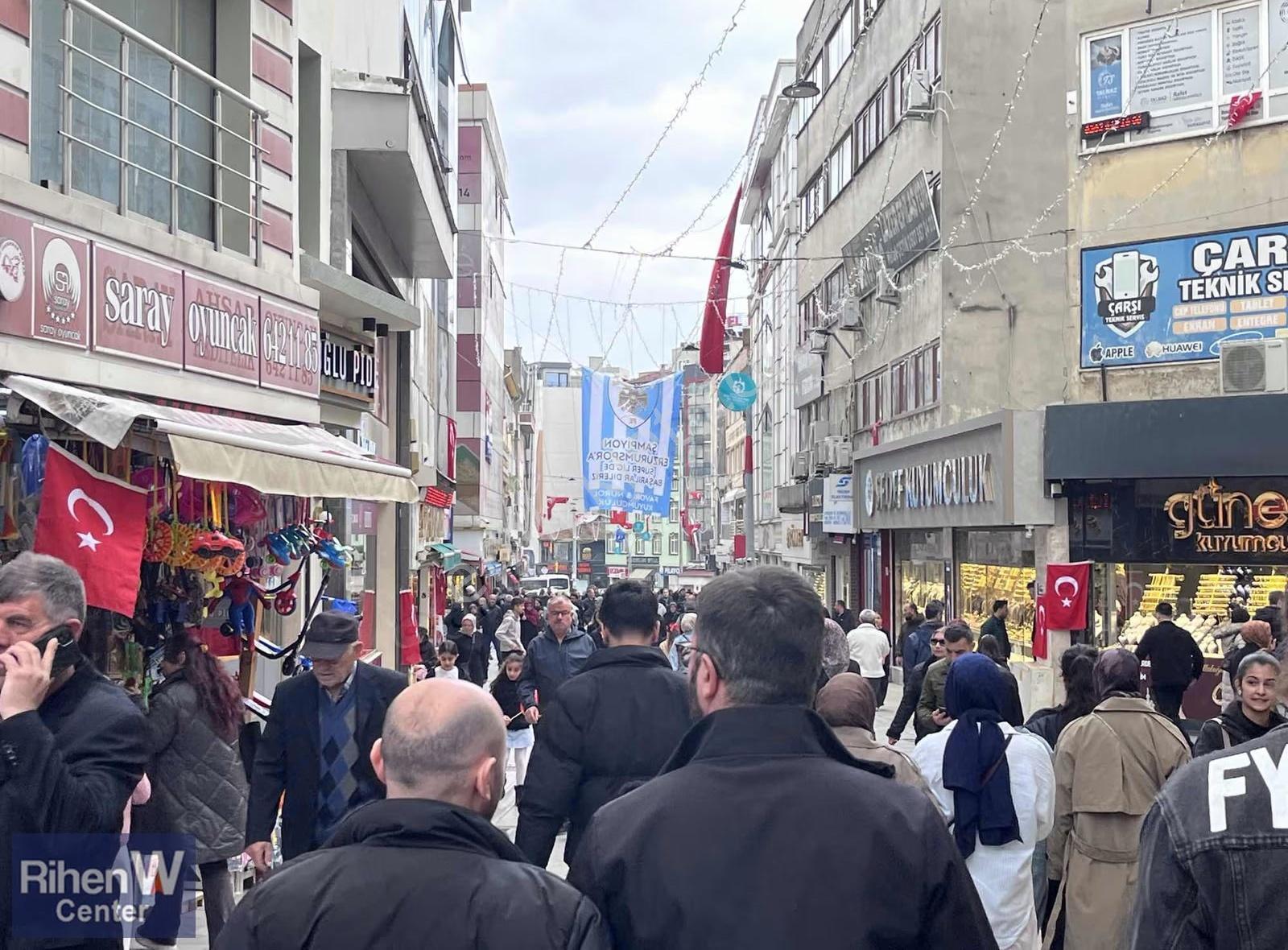 Yeniçarşı Ve Trafiğe Kapalı Eskiçarşı Kesişimi Girişi 370m2 - Görsel 2