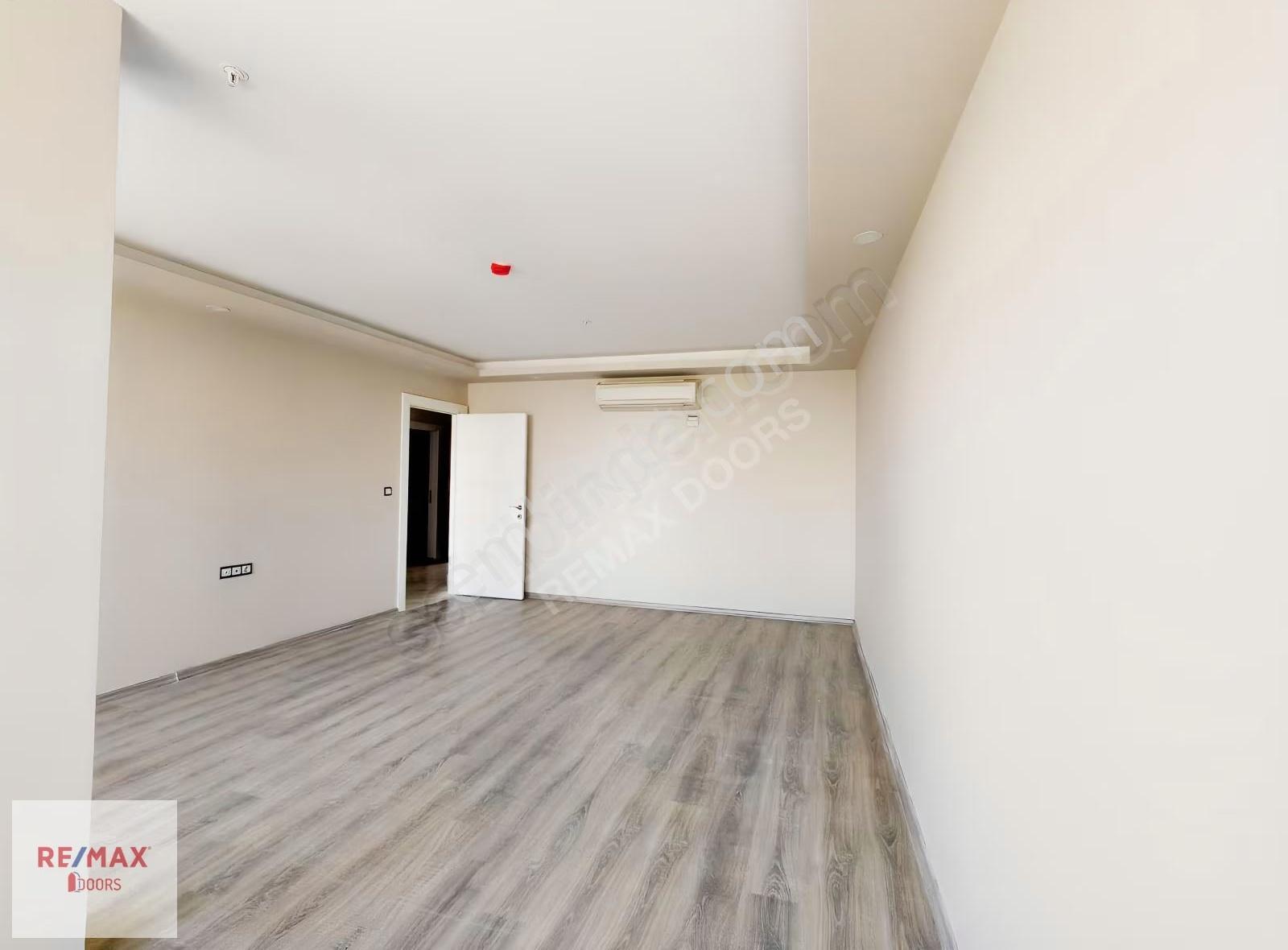 Muratpaşa Yenigün Çamlılar Plazada Kiralık Duble Ofis - Görsel 27