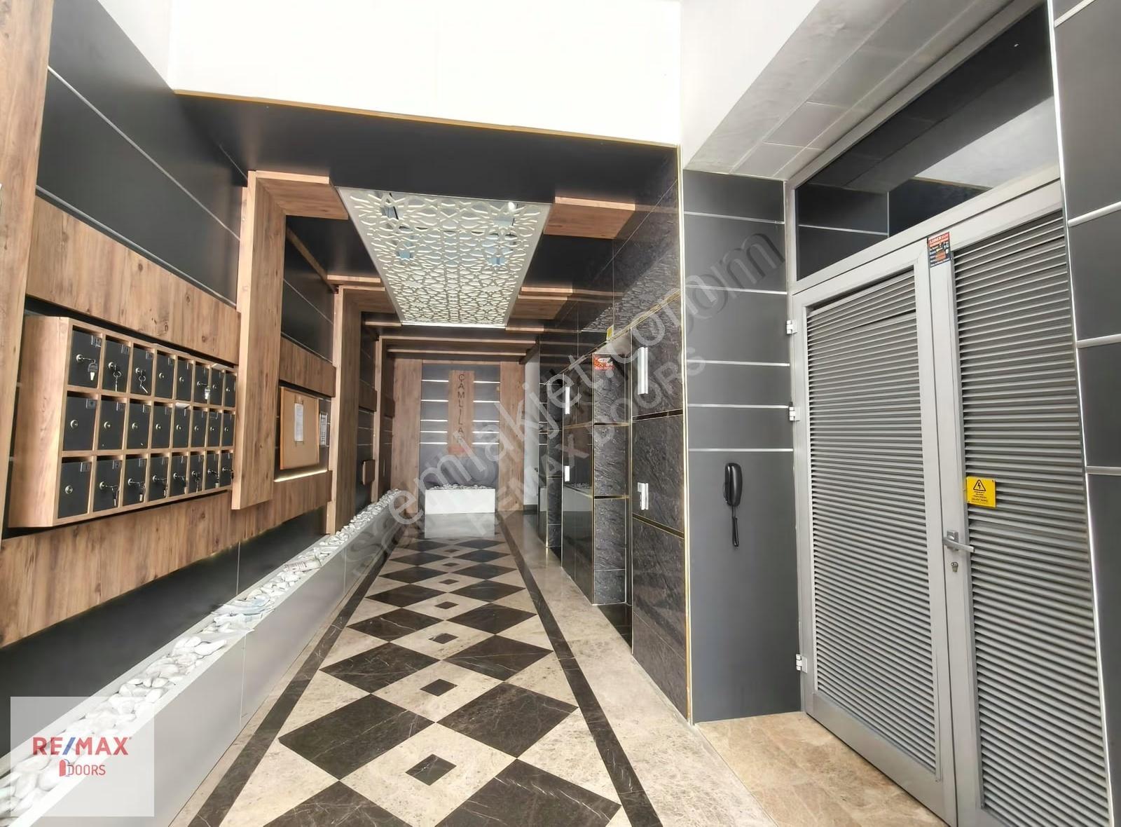 Muratpaşa Yenigün Çamlılar Plazada Kiralık Duble Ofis - Görsel 15