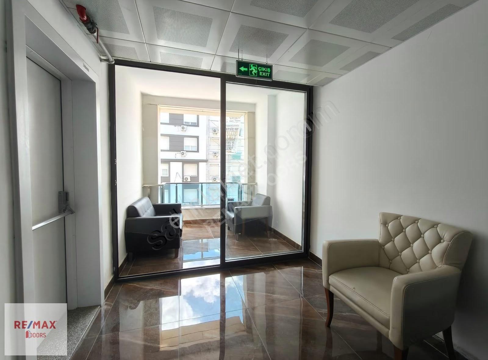 Muratpaşa Yenigün Çamlılar Plazada Kiralık Prestijli Ofis - Görsel 5
