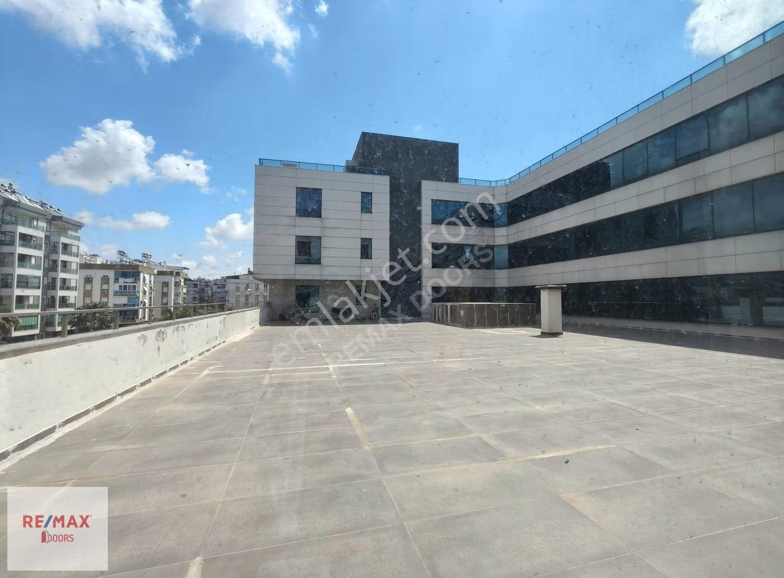 Muratpaşa Yenigün Çamlılar Plazada Kiralık Prestijli Ofis - Görsel 13