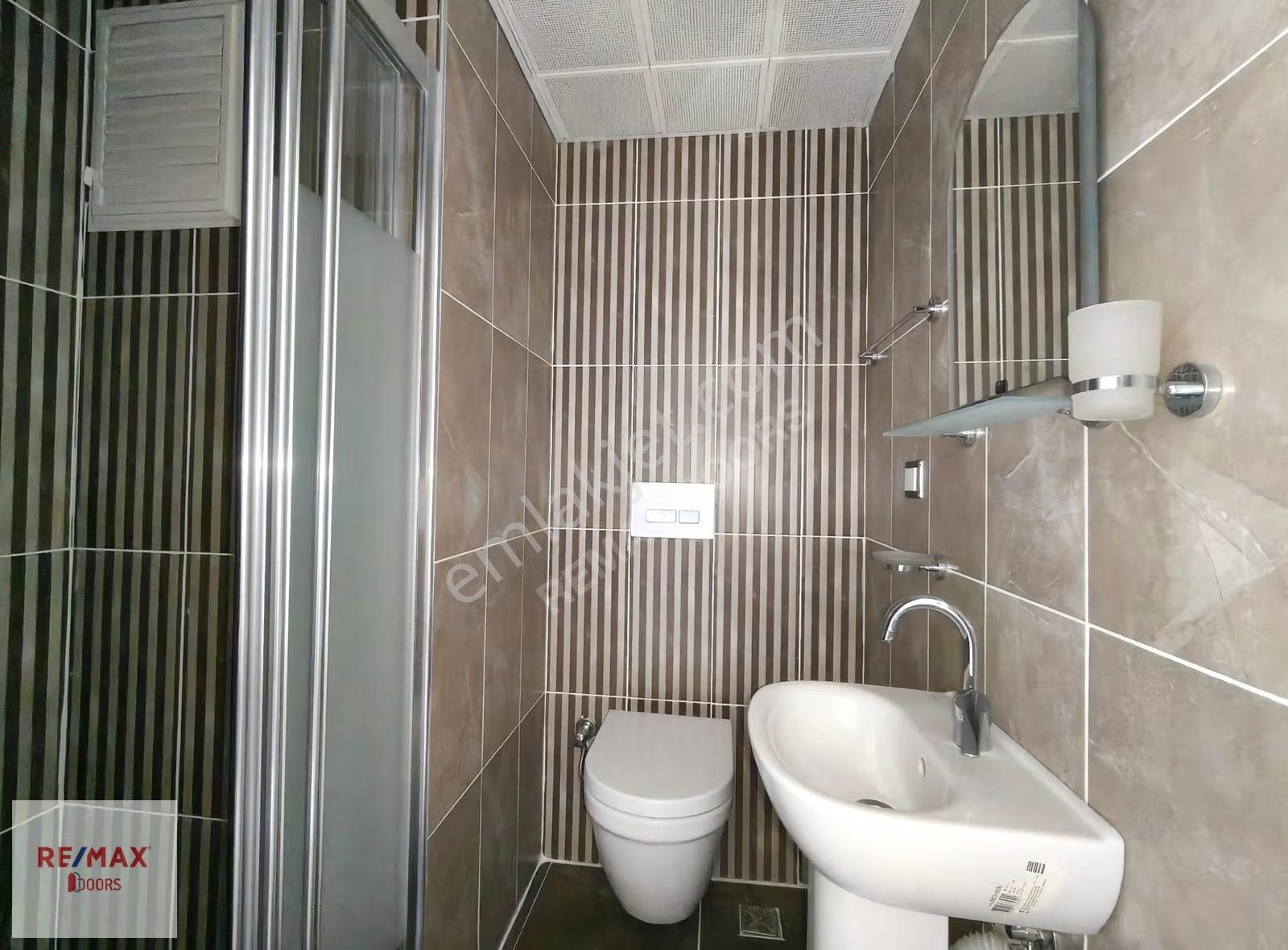 Muratpaşa Yenigün Çamlılar Plazada Kiralık Prestijli Ofis - Görsel 12
