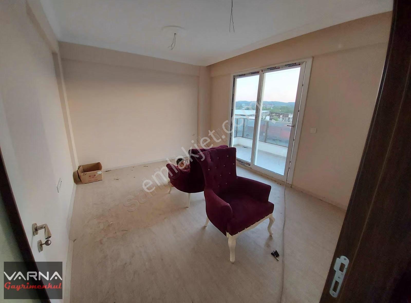 Menderes Cüneytbey Mah. Satılık 80 M2 Daire - Görsel 7