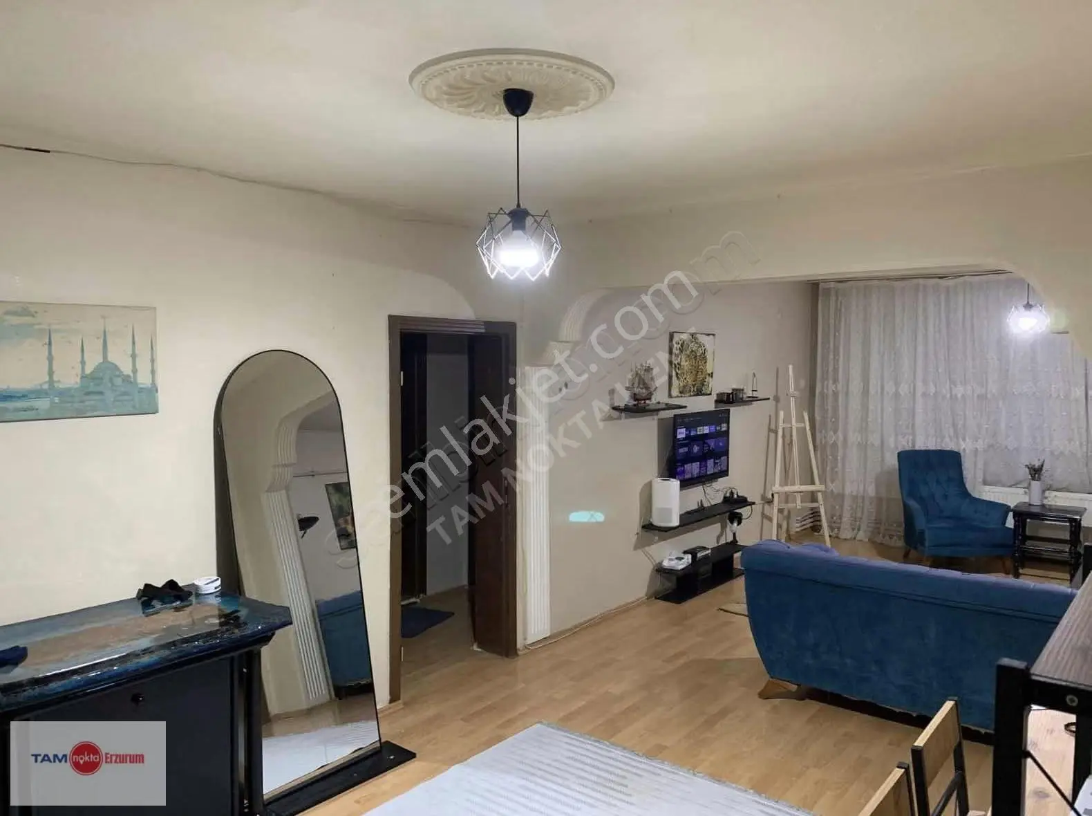 Tam Nokta Kent'ten Şehir Merkezinde Kiralık 2+1 Geniş Daire!