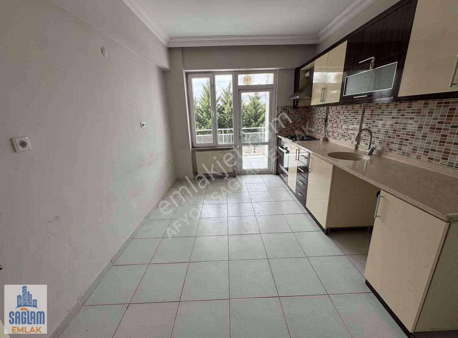 Sağlam Emlaktan Şuhut Kavşağı Site İçi Kiralık 3+1 Daire - Görsel 33