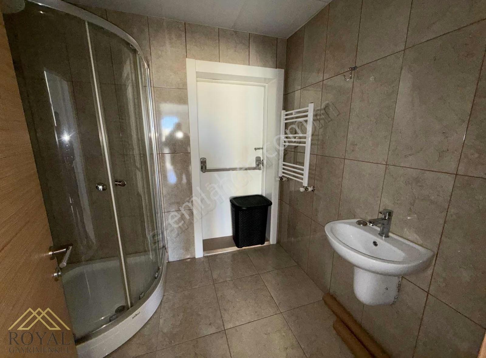 Trabzon Pelitlide Deniz Manzaralı 3+1 Kiralık Daire - Görsel 24
