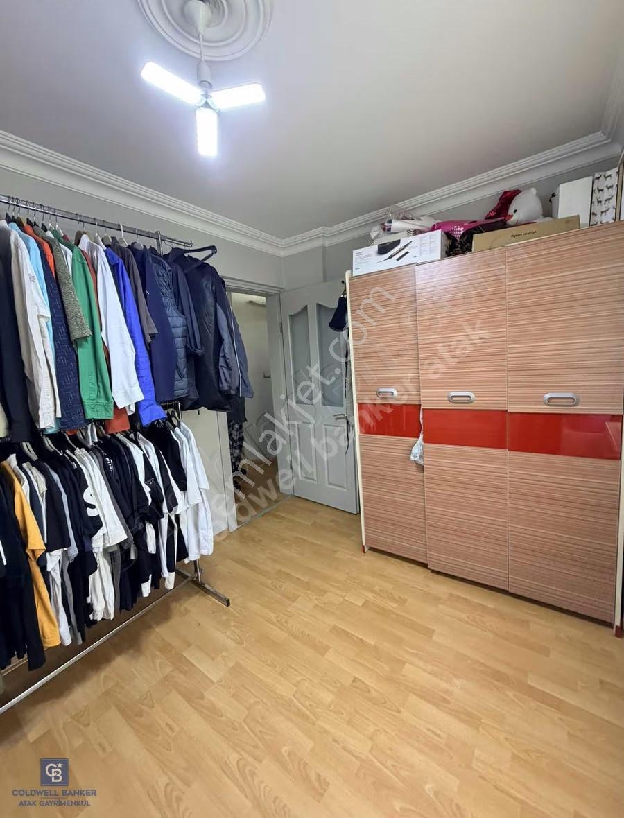 Buca Fırat Mahallesinde 5+2 210m2 Geniş Daire - Görsel 12