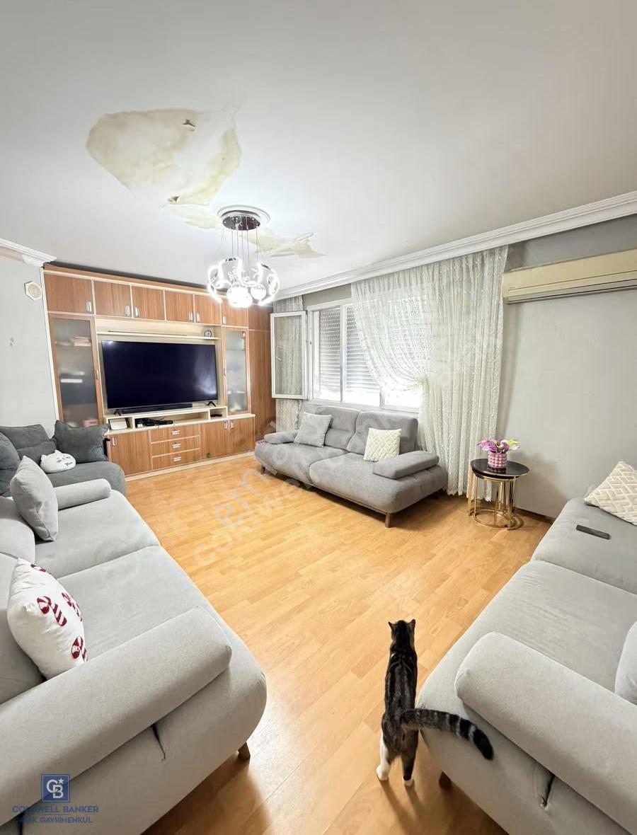 Buca Fırat Mahallesinde 5+2 210m2 Geniş Daire - Görsel 6