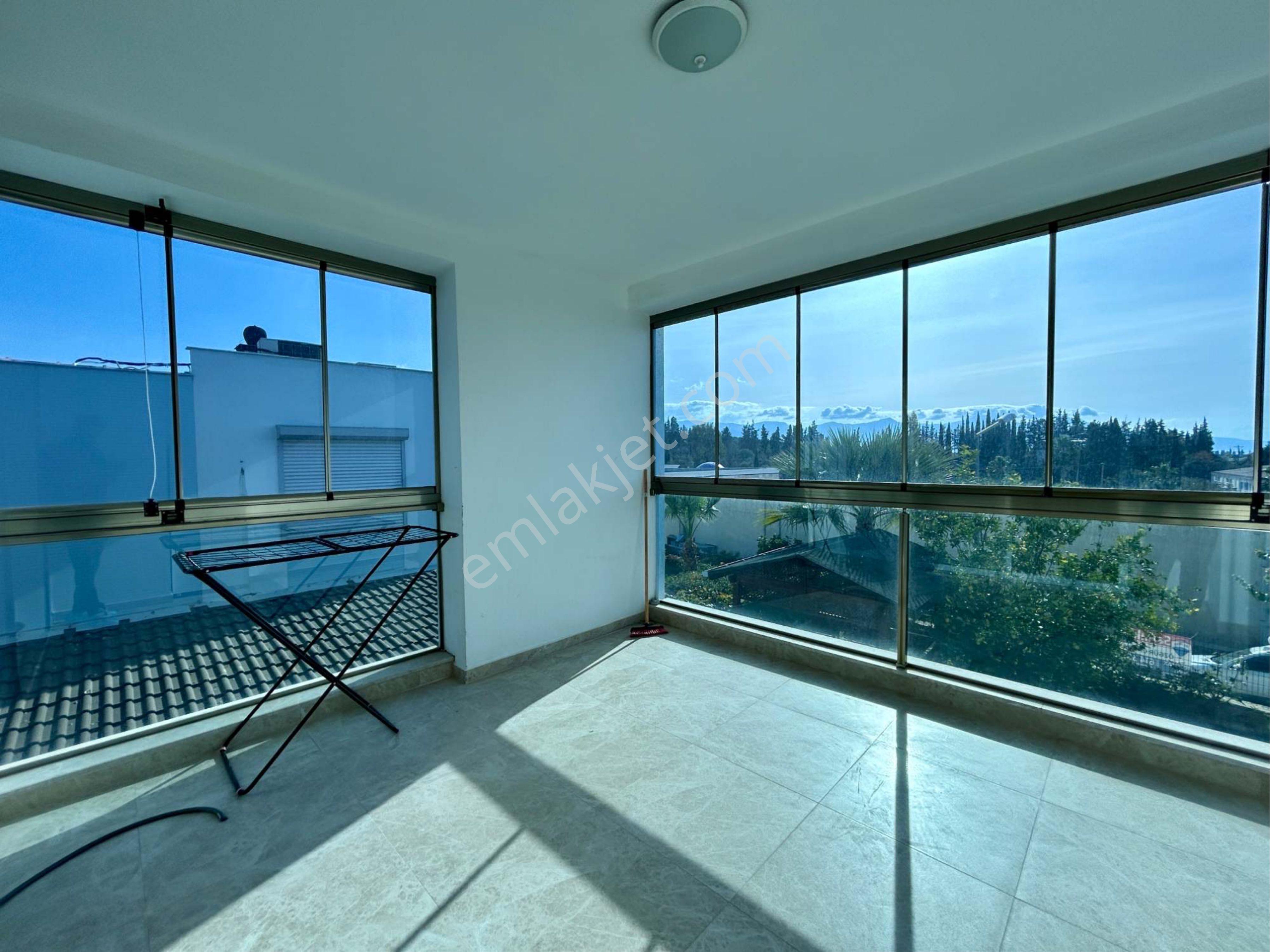 Kuşadası Değirmendere 500 M2 Arsa İçerisinde Tam Müstakil Özel Havuzlu 4+1 Villa - Görsel 6