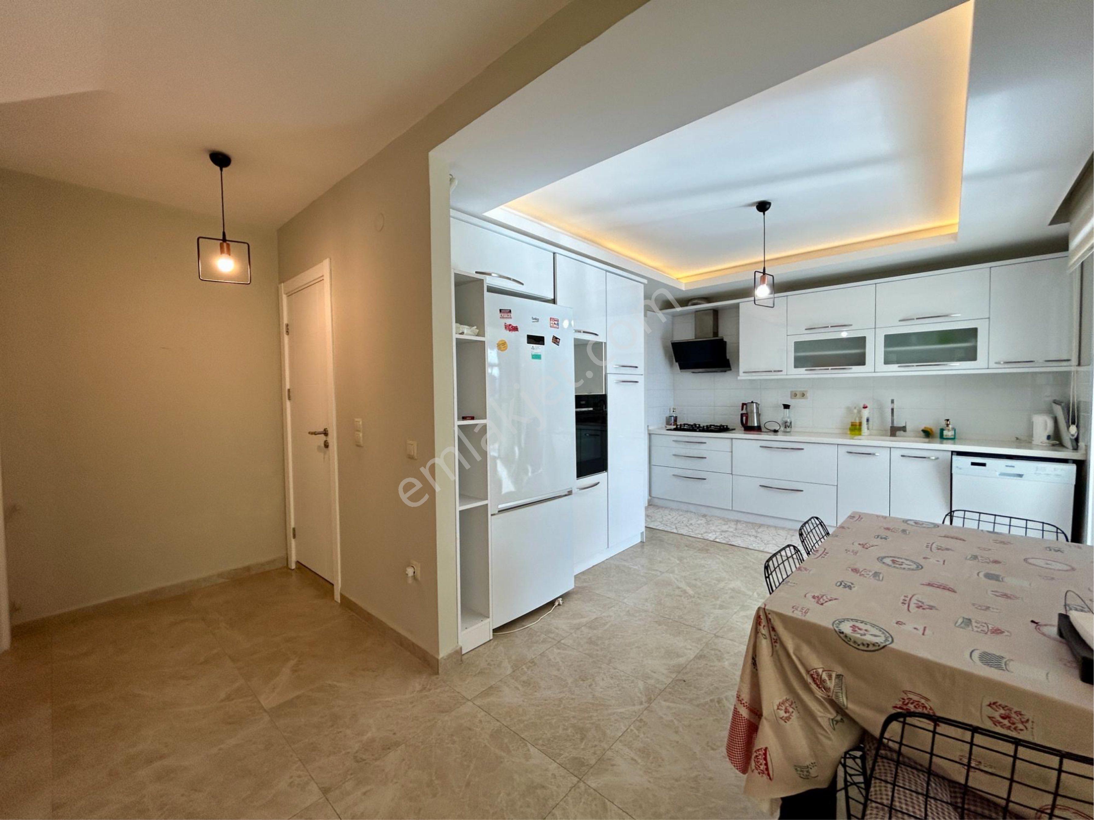 Kuşadası Değirmendere 500 M2 Arsa İçerisinde Tam Müstakil Özel Havuzlu 4+1 Villa - Görsel 28