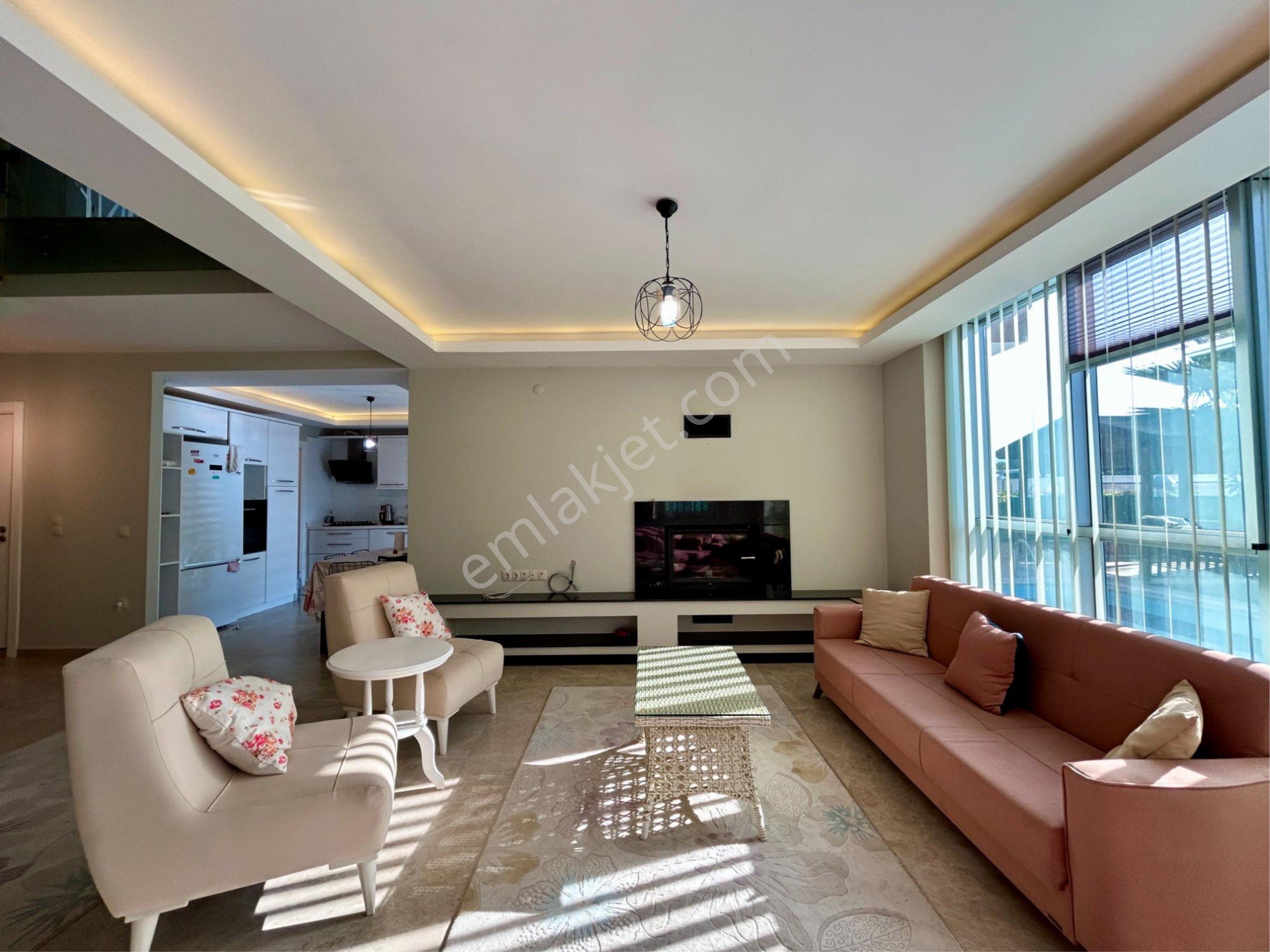 Kuşadası Değirmendere 500 M2 Arsa İçerisinde Tam Müstakil Özel Havuzlu 4+1 Villa - Görsel 29