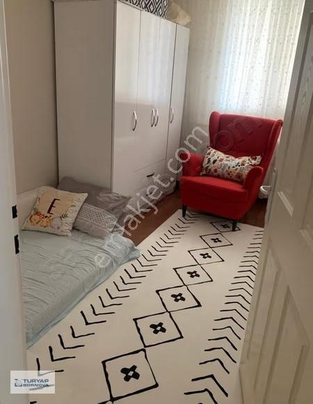 Adliye Sarayı Yakınında Doğalgaz Kombili 3+1 Ara Kat Daire - Görsel 5