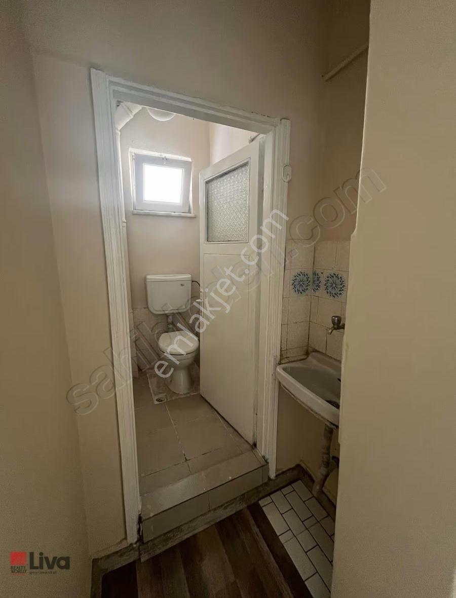 Liva'dan Gümüşçeşme Mahallesinde 2+1 Kiralık Daire - Görsel 23