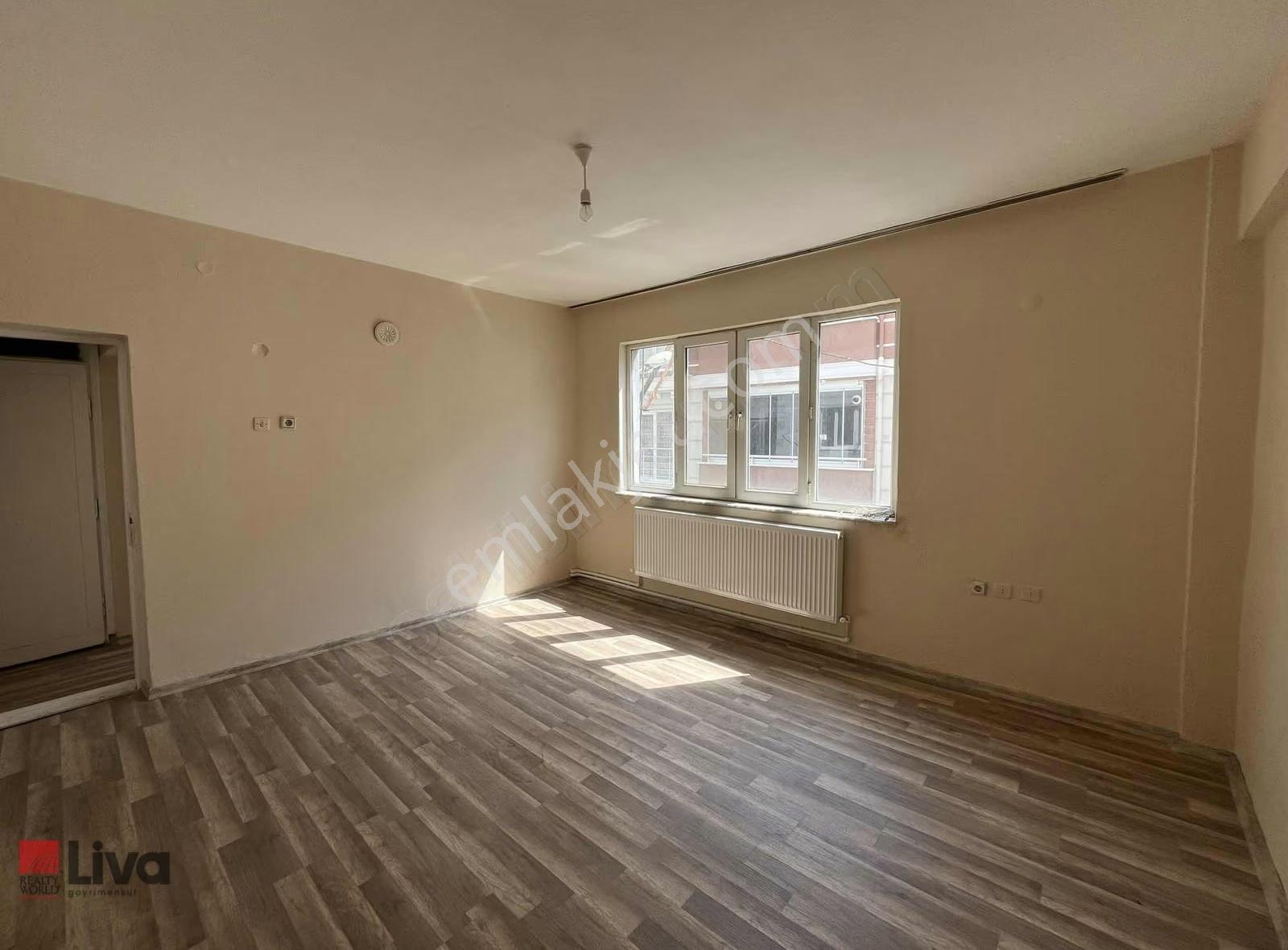 Liva'dan Gümüşçeşme Mahallesinde 2+1 Kiralık Daire - Görsel 21