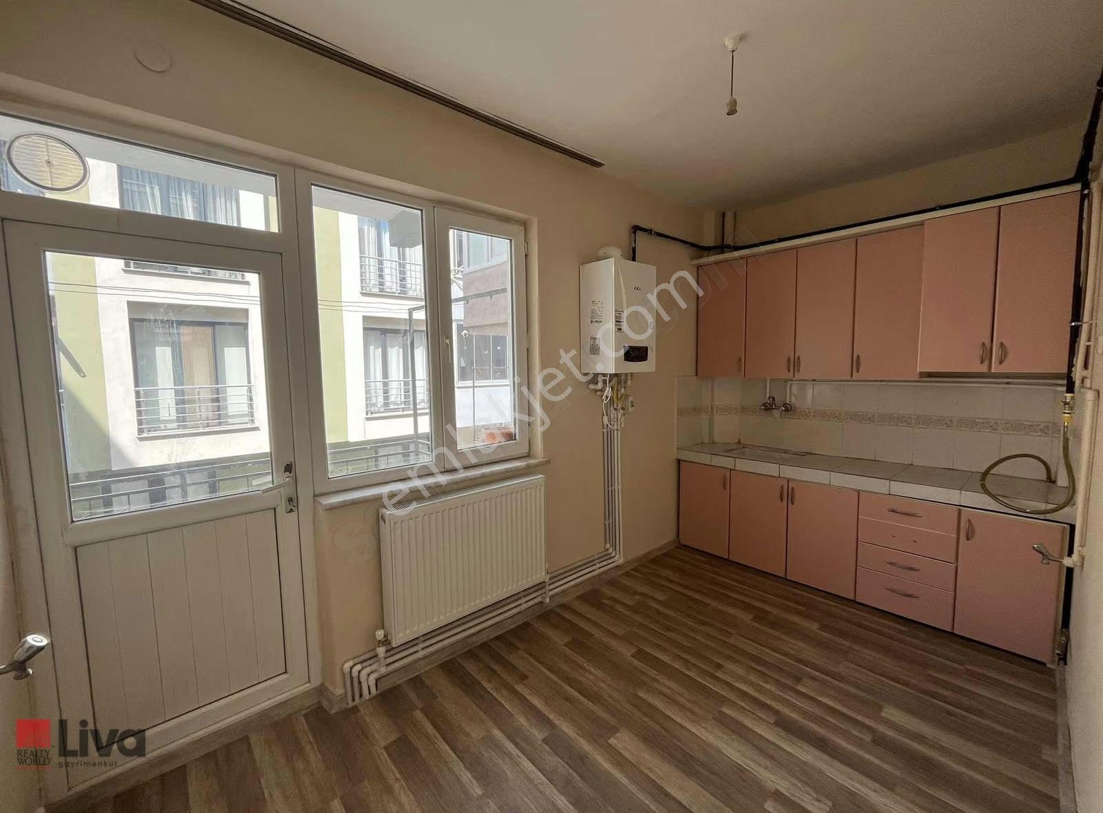 Liva'dan Gümüşçeşme Mahallesinde 2+1 Kiralık Daire - Görsel 27