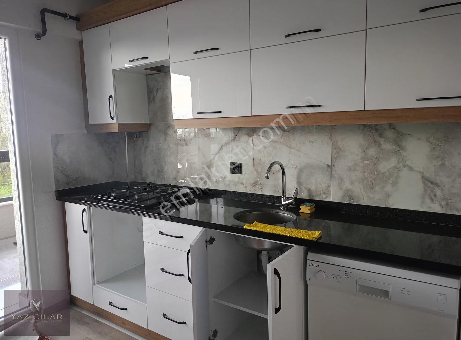 Sivas Caddesi Ebubekir Camii Yanında Eşyalı 1+1 Kiralık Daire - Görsel 8