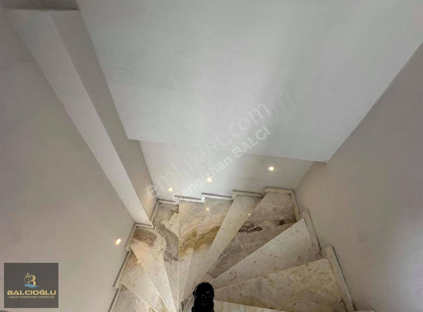Balcıoğlundan Kadıköyde Uygun Site İçi 3+1 Triplex Villa - Görsel 5
