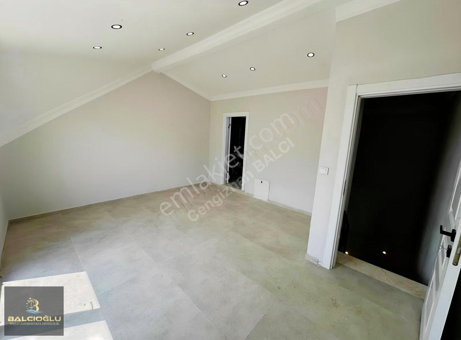 Balcıoğlundan Kadıköyde Uygun Site İçi 3+1 Triplex Villa - Görsel 30