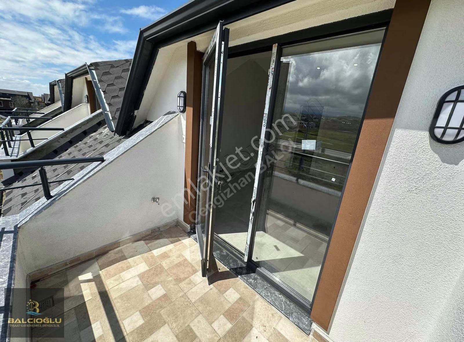 Balcıoğlundan Kadıköyde Uygun Site İçi 3+1 Triplex Villa - Görsel 2