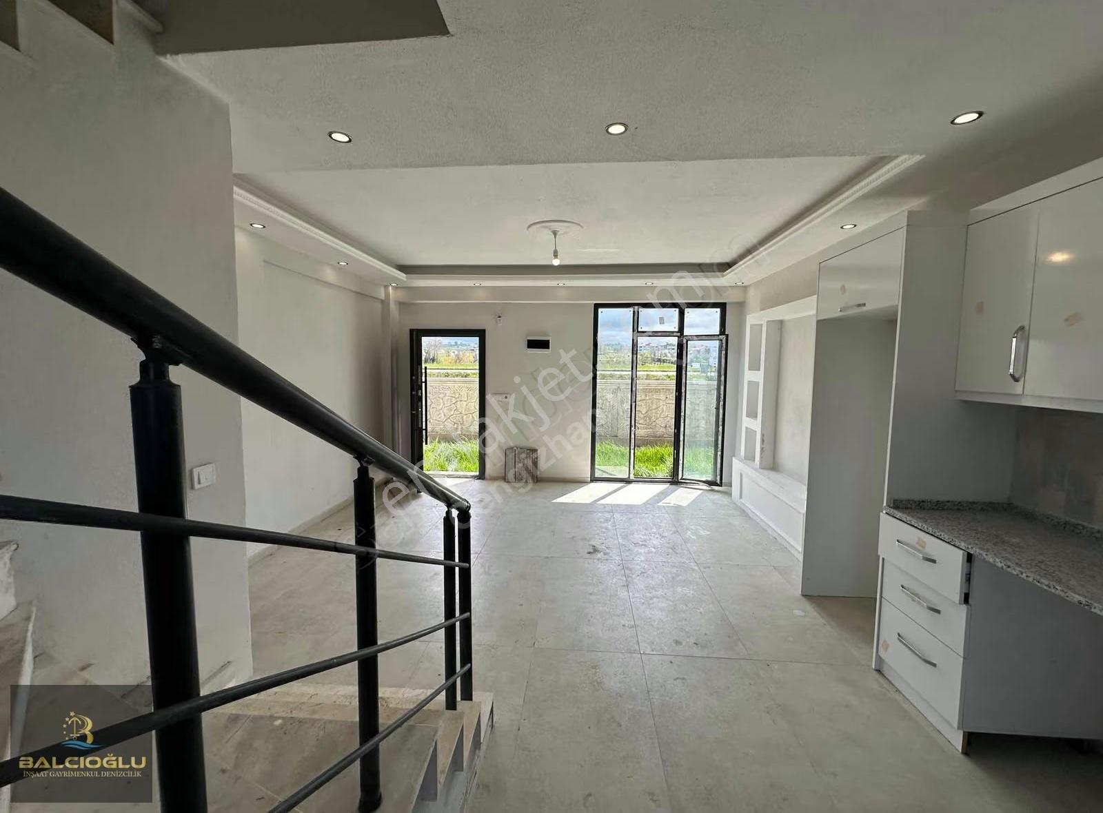 Balcıoğlundan Kadıköyde Uygun Site İçi 3+1 Triplex Villa - Görsel 24