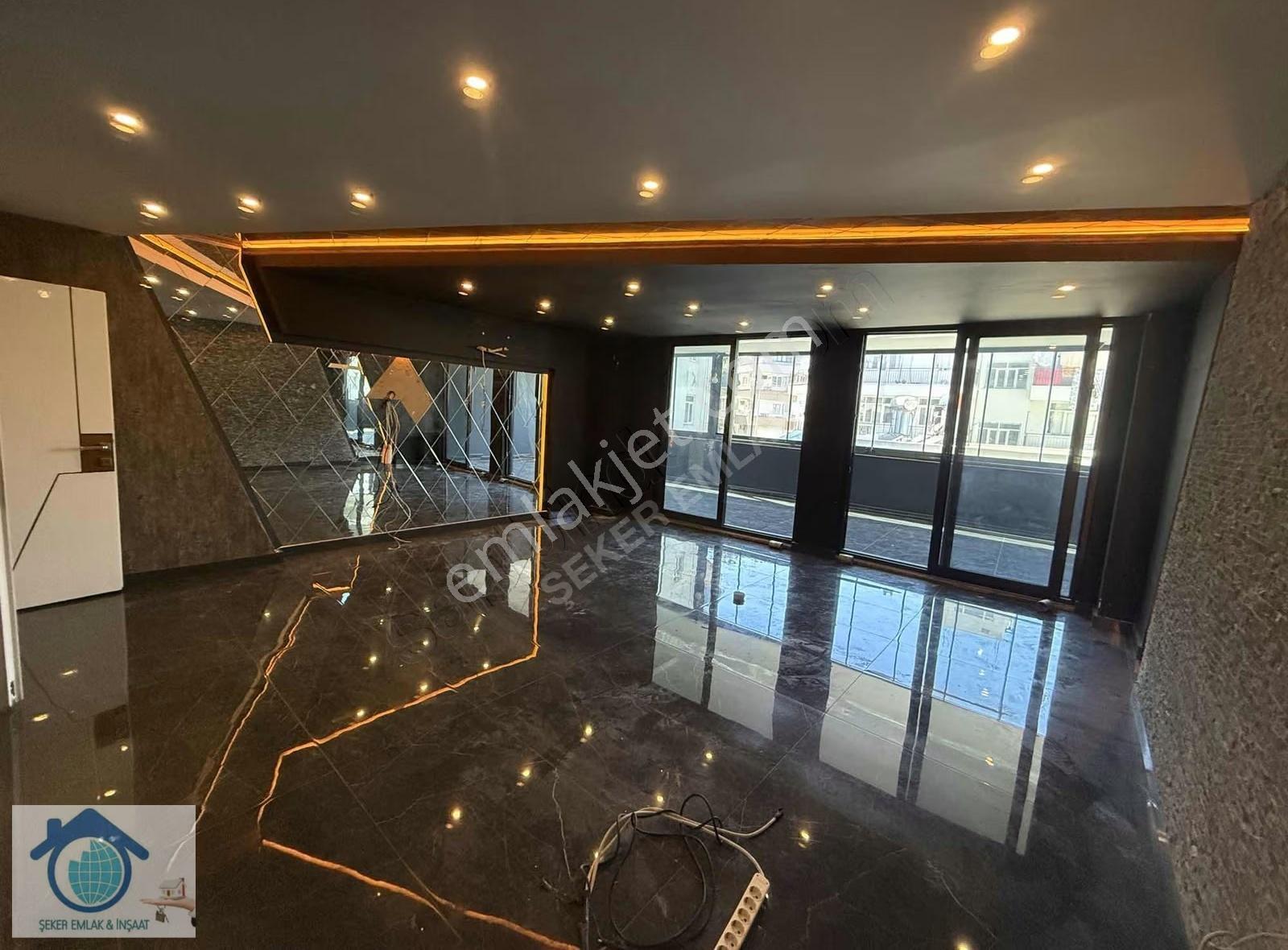Manavgat Merkezi Konumda Satılık 1+1 120 M2 Geniş Büro Full - Görsel 7