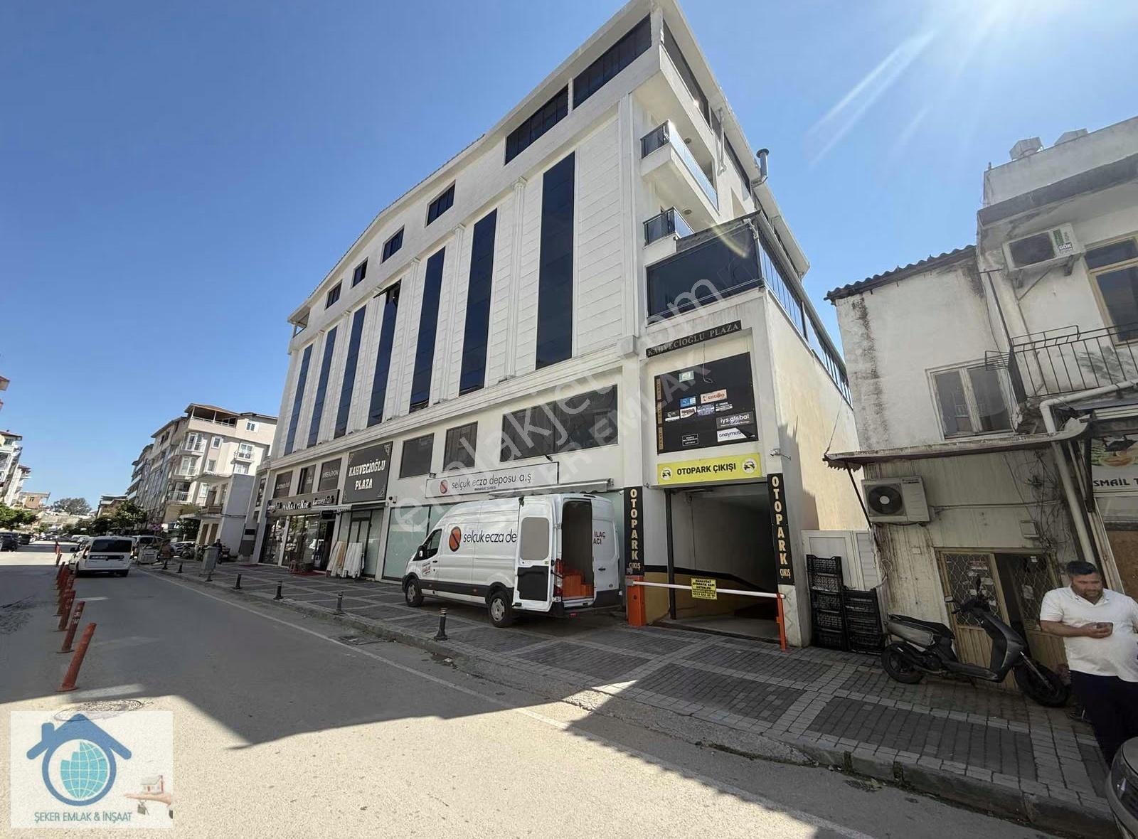 Manavgat Merkezi Konumda Satılık 1+1 120 M2 Geniş Büro Full - Görsel 8