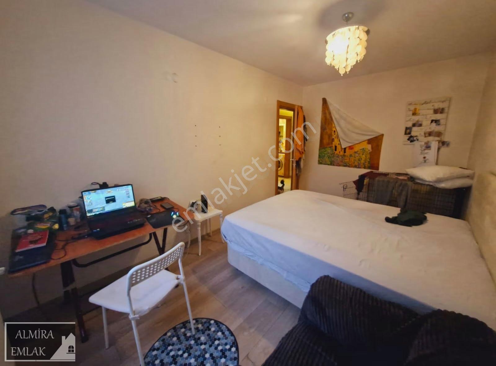 Metro Yakını 6 Yaşında 3+1 130m² Lüks Daire Asansörlü - Görsel 15