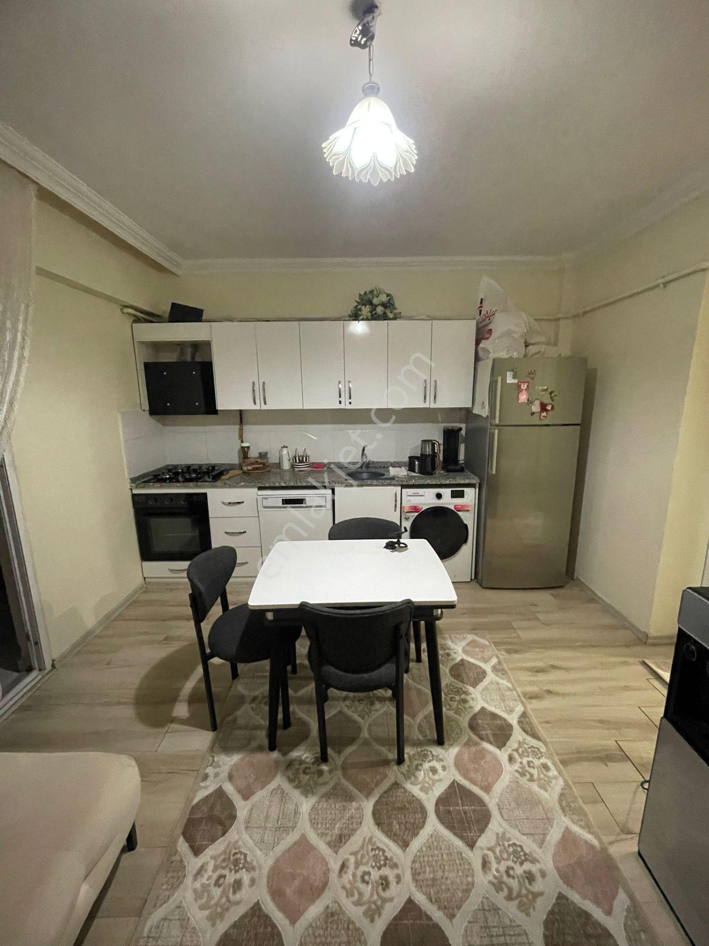 Satılık Geniş 2+0 Daire 4.kat 2.350.000 Tl.fatihler Mah. - Görsel 3