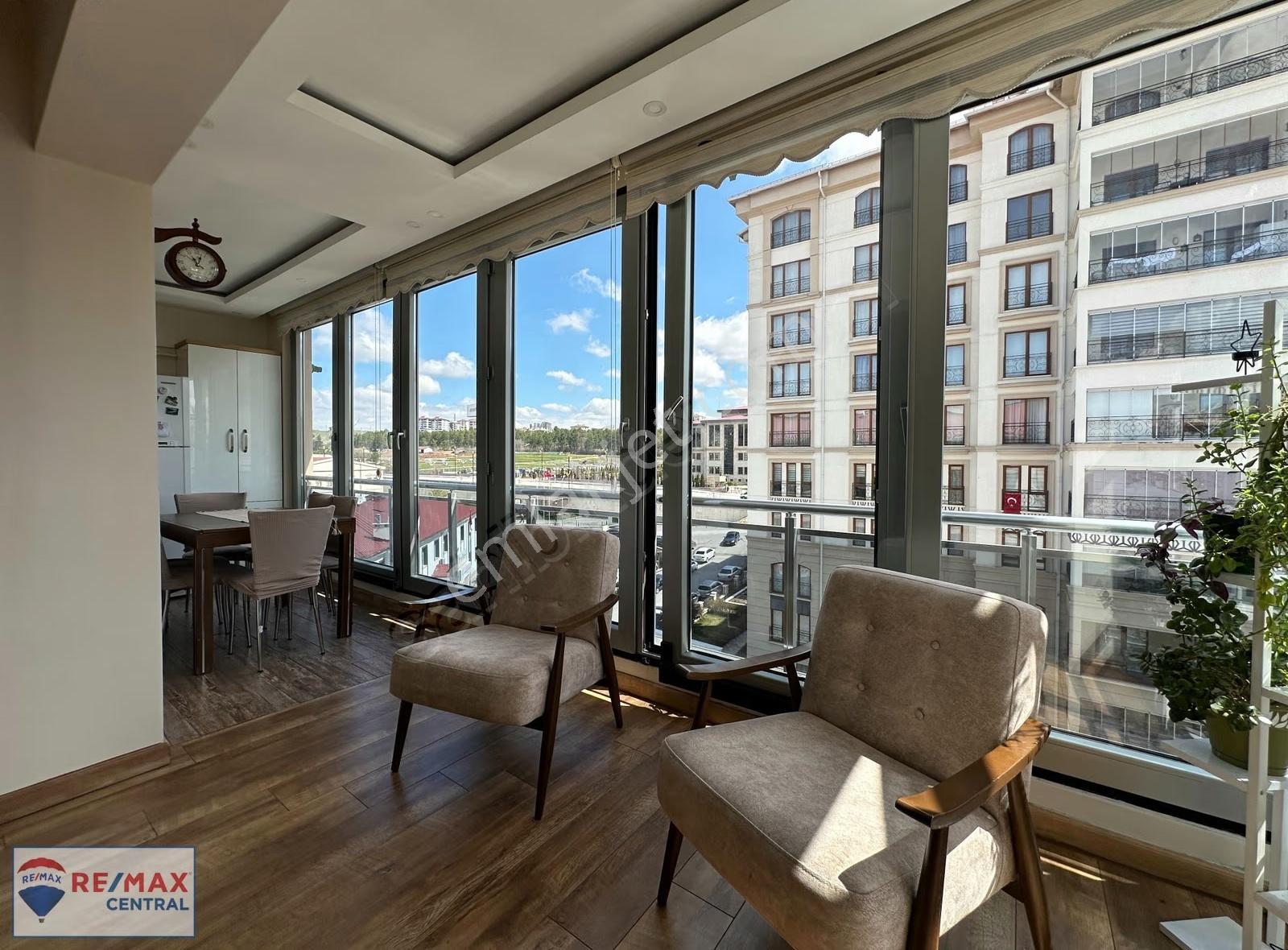 Re/max Central Mevlana Mah.'de Ultra Lüks 3+1 Satılık Daire - Görsel 14