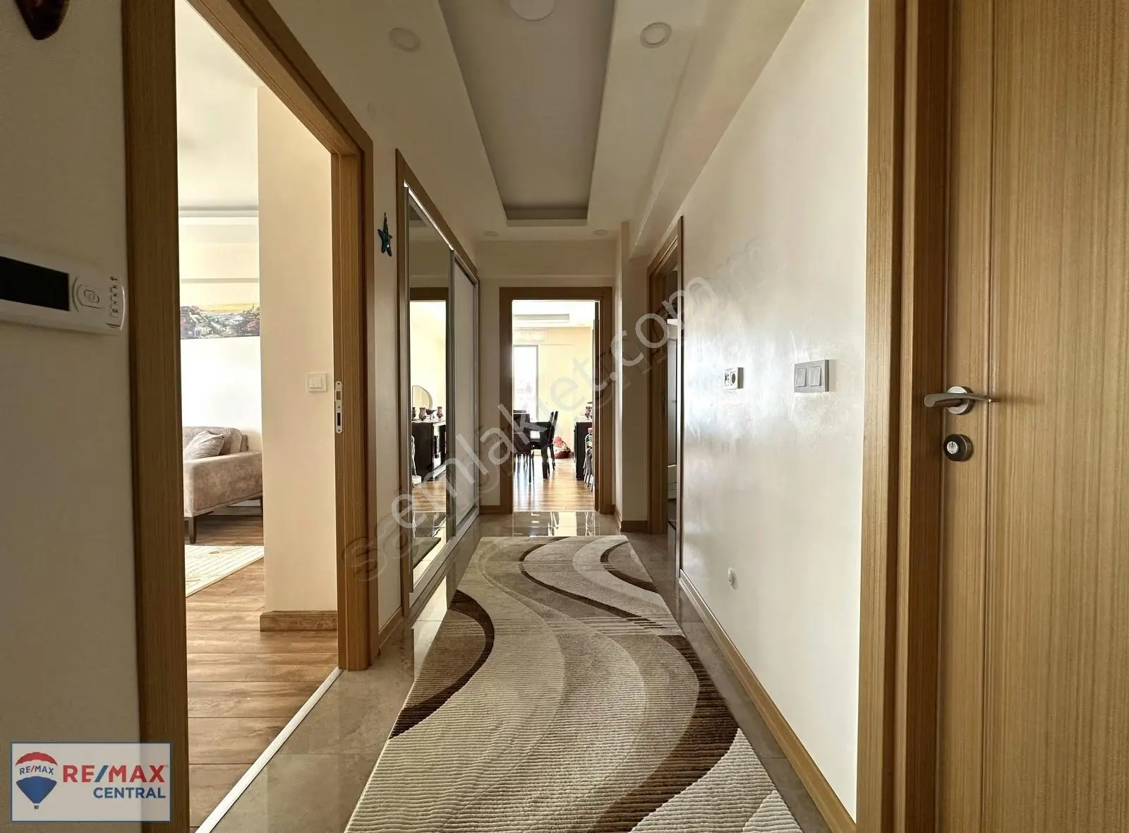 Re/max Central Mevlana Mah.'de Ultra Lüks 3+1 Satılık Daire - Görsel 2