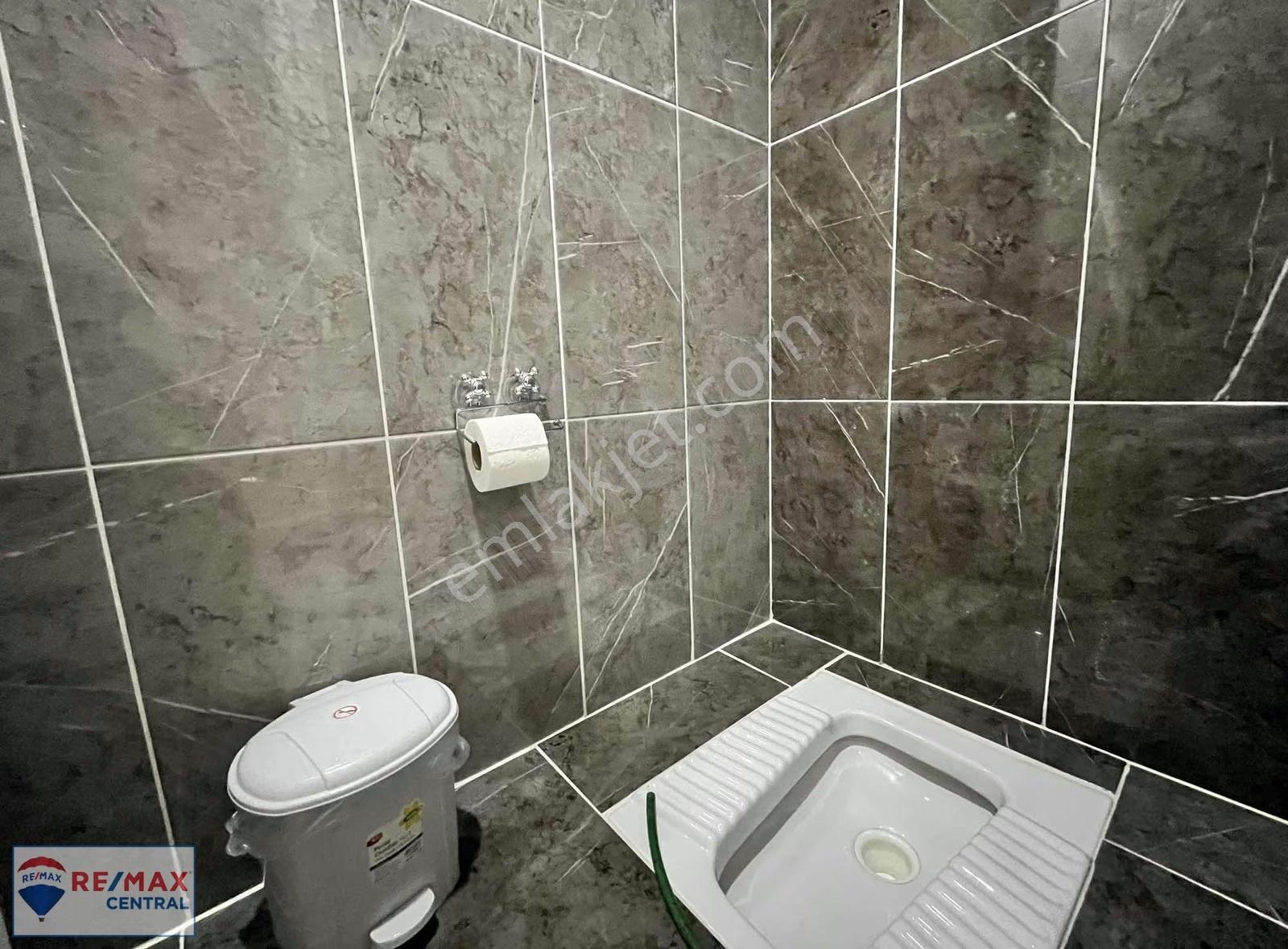 Remax Centralden Seyrantepede Satılık Lüks 3+1 - Görsel 10