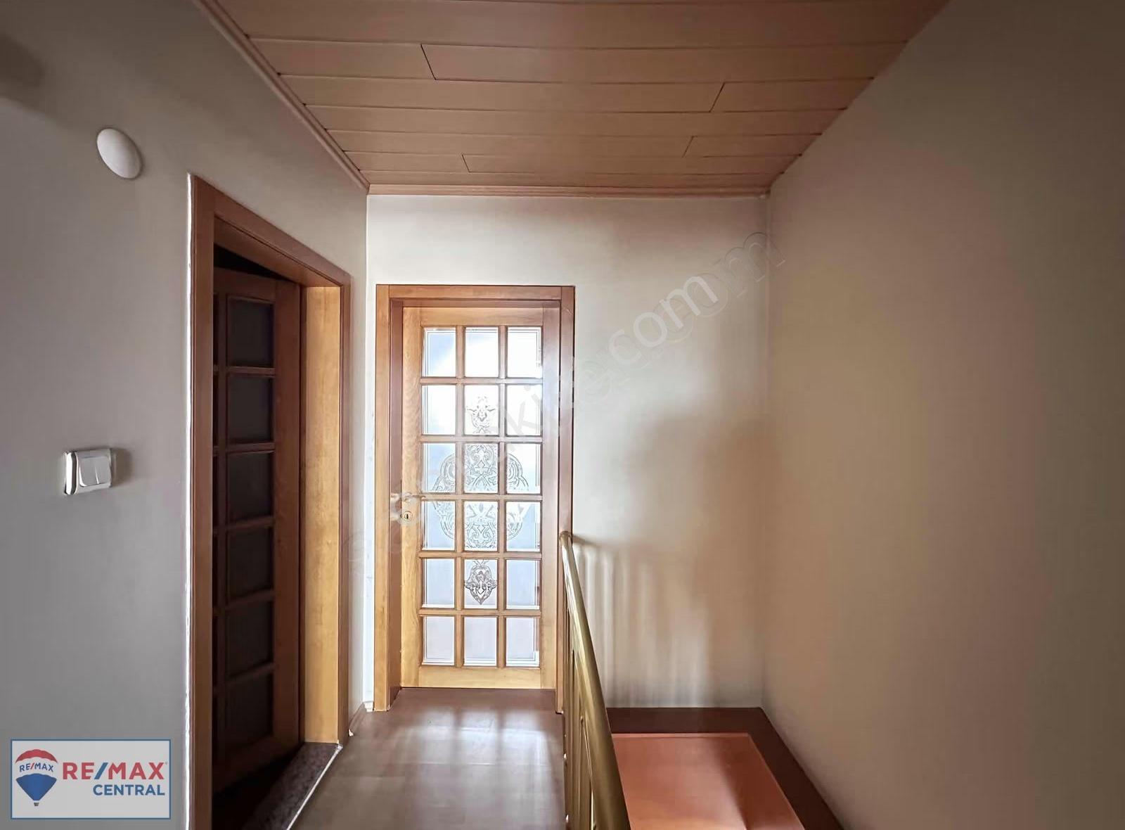 Remax Central ' Eşsiz Sivas Kent Meydanında 5+1 Manzaralı Daire - Görsel 4