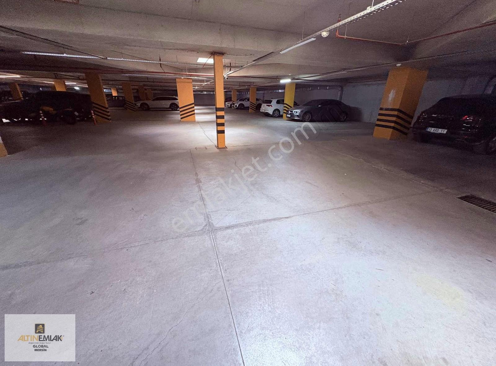 Altın Emlak'tn Zirvede 360° Lüks ! 25.katta 540 M2 Tek Daire - Görsel 17