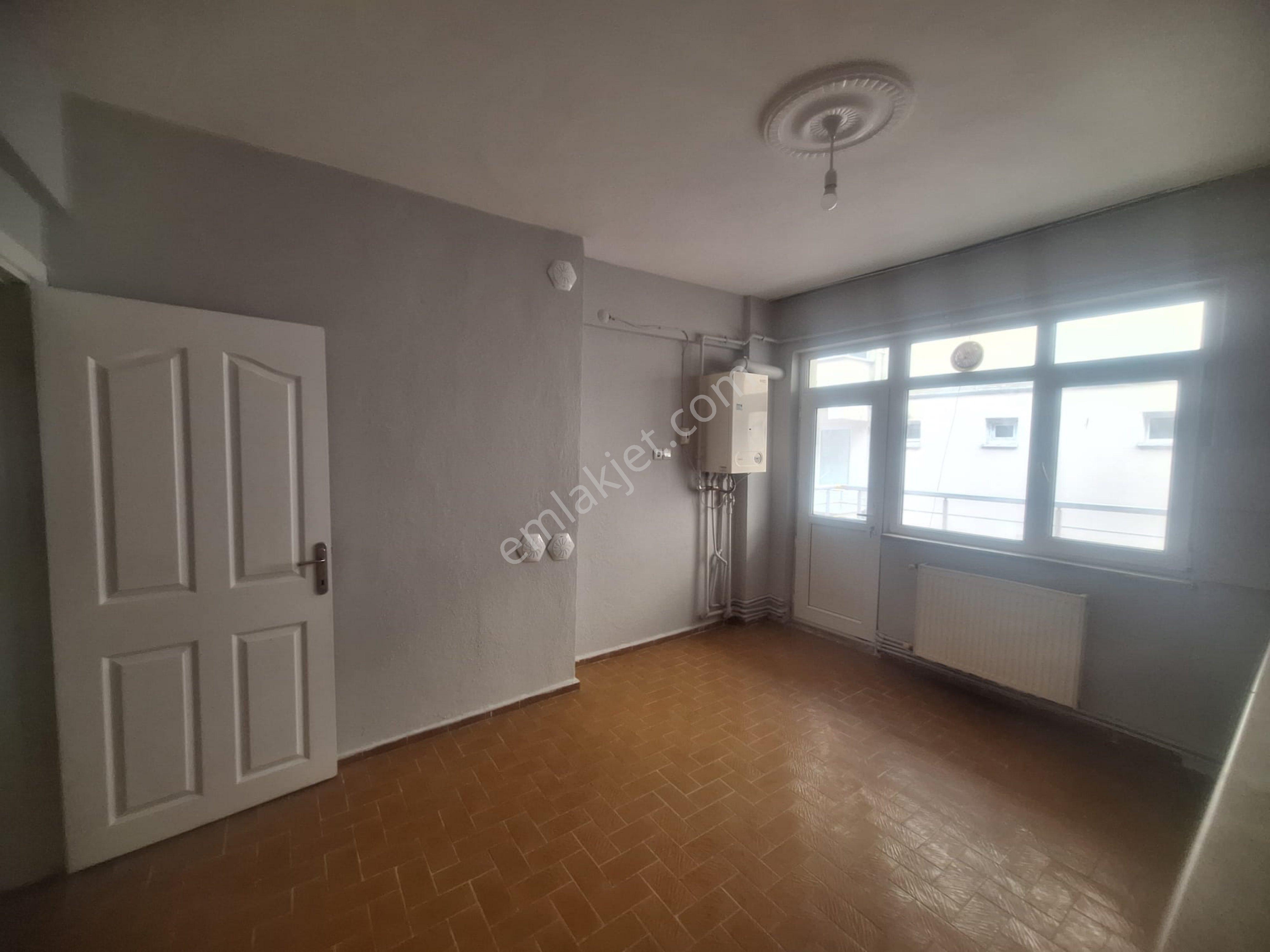 Kazımiye Mahallesinde Kiralık 2+1 Daire !! - Görsel 14