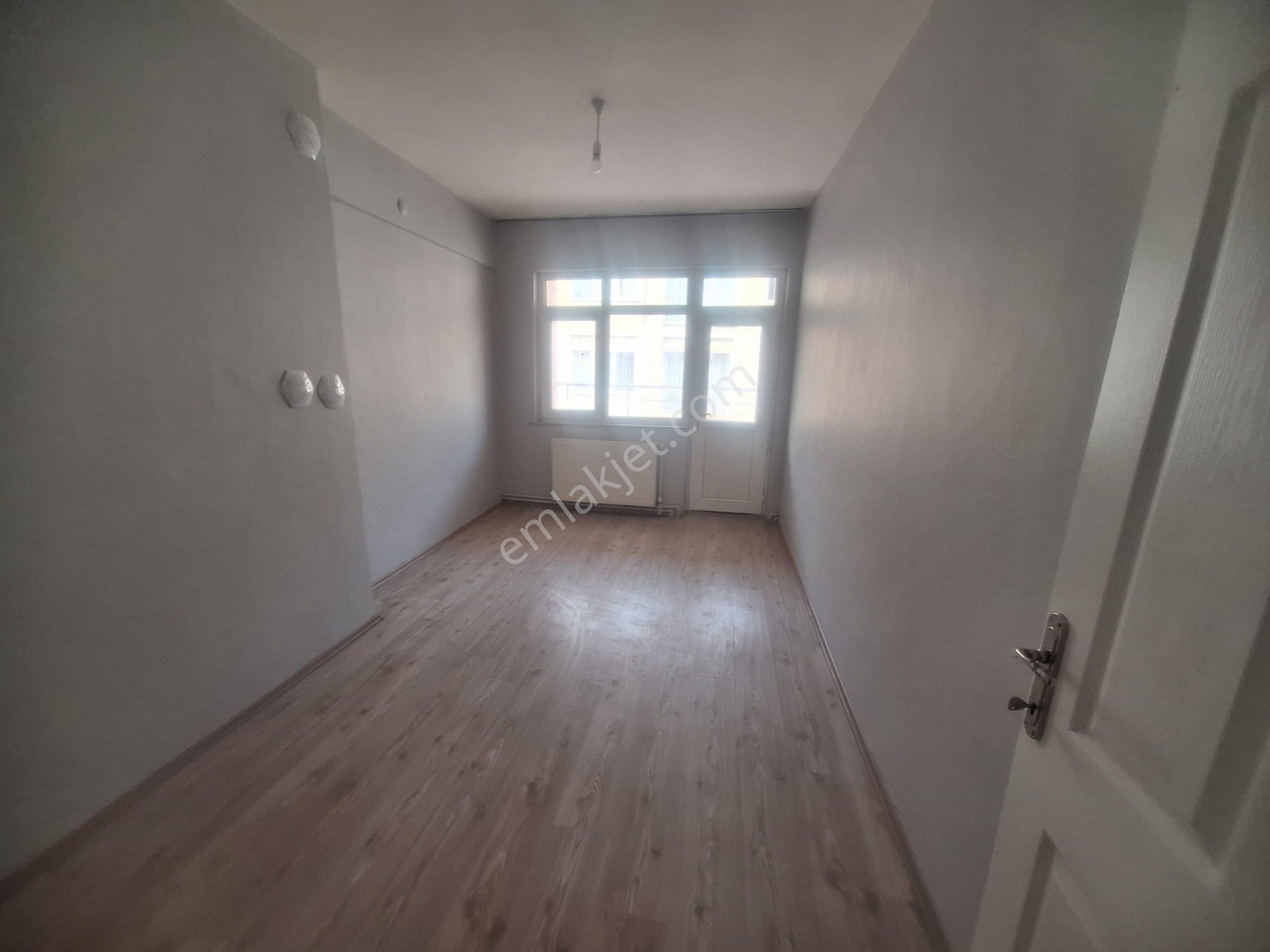 Kazımiye Mahallesinde Kiralık 2+1 Daire !! - Görsel 3