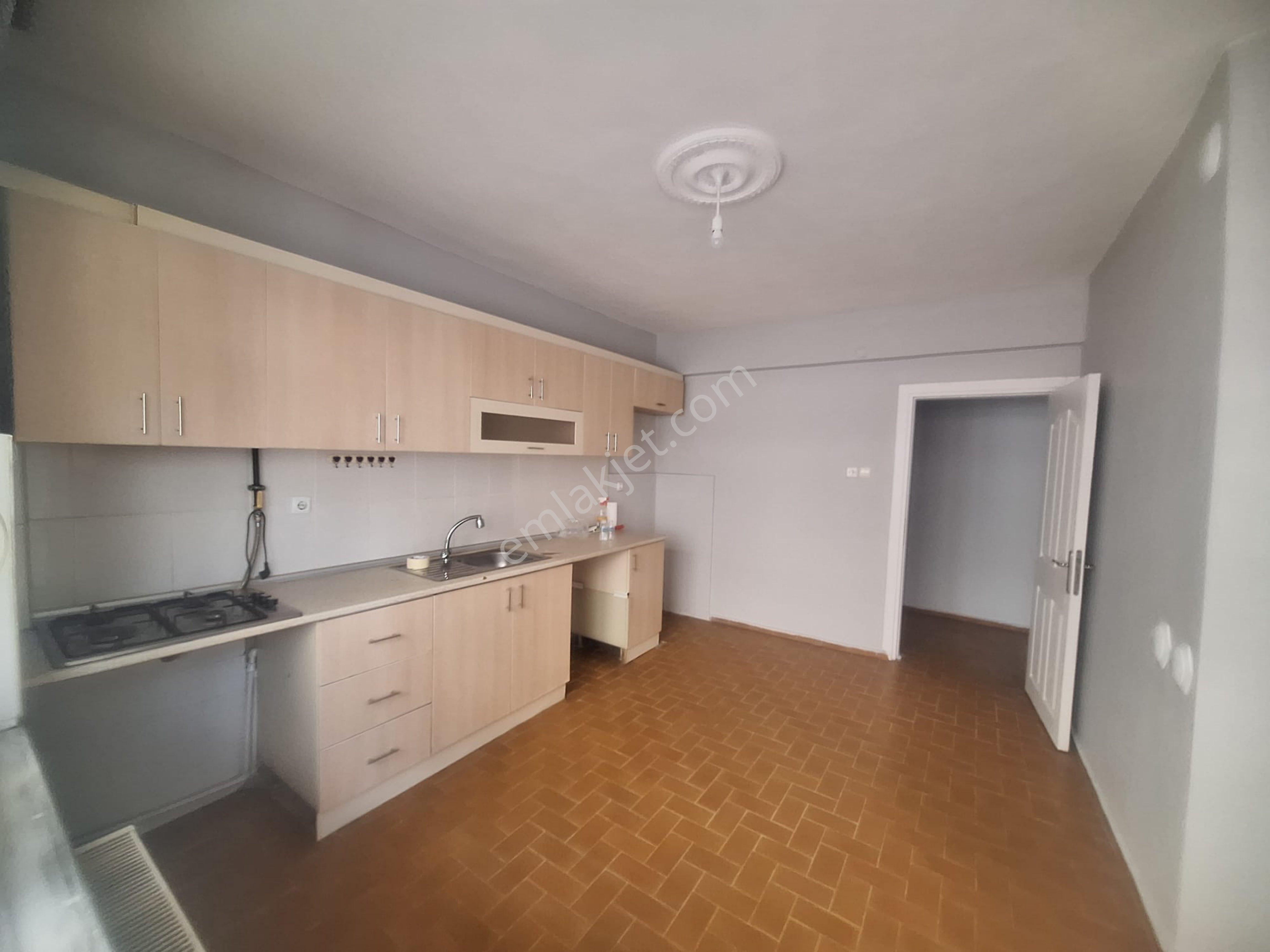 Kazımiye Mahallesinde Kiralık 2+1 Daire !! - Görsel 17