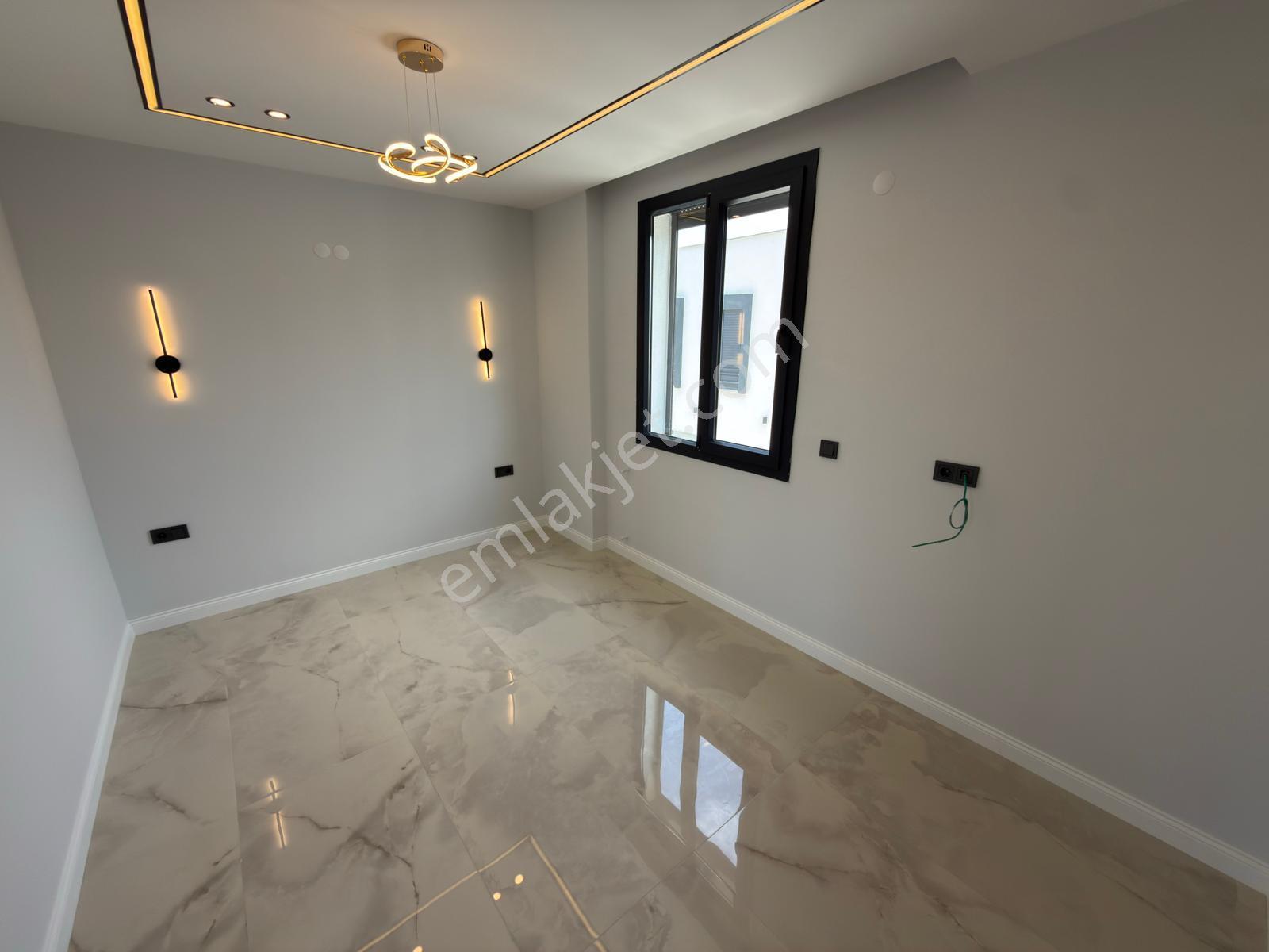 Aydın Didim Efeler'de Satılık Havuzlu 4+1 Bahçeli Lüks Müstakil Villa - Görsel 13
